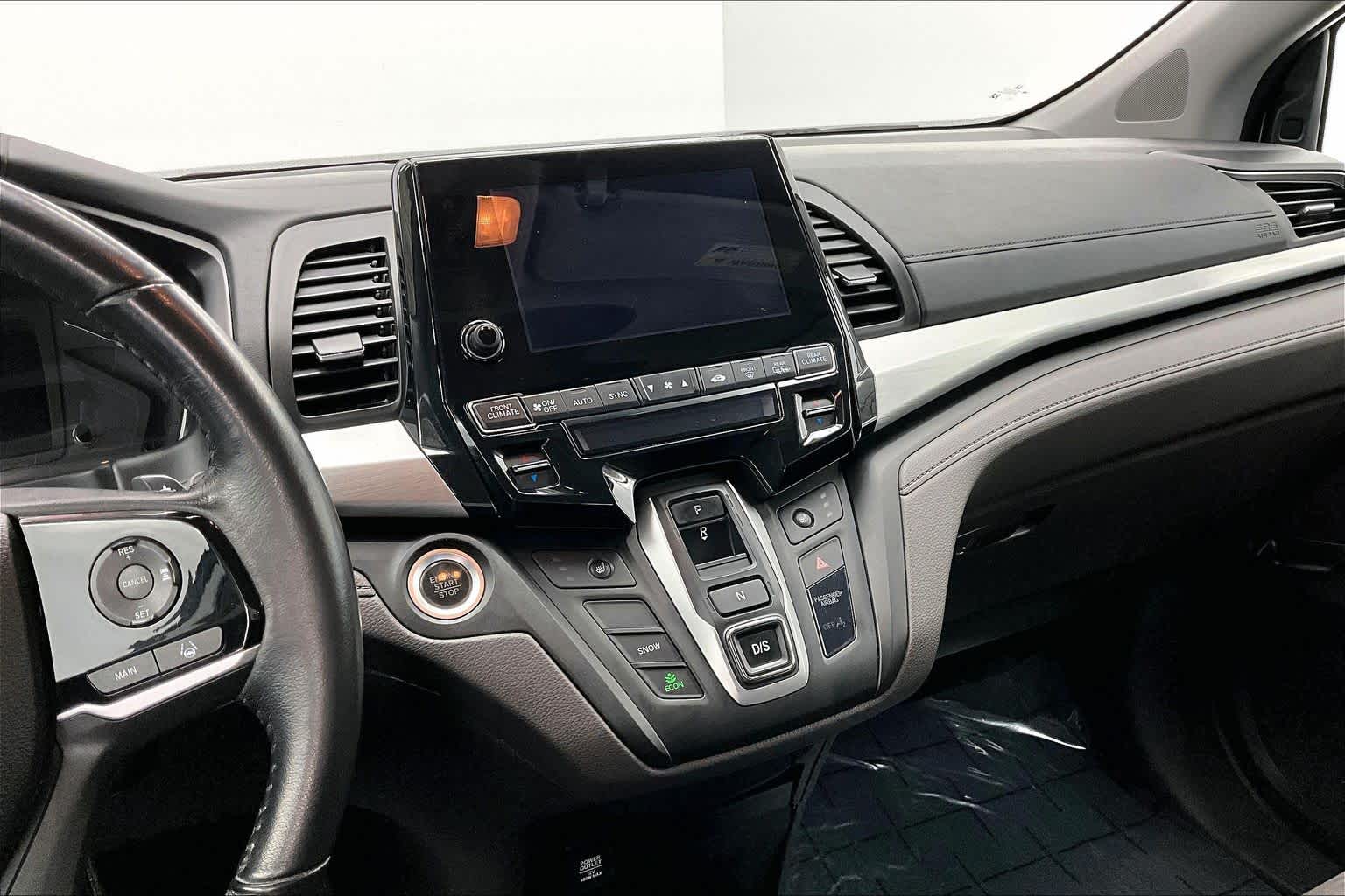 Thumbnail: 2019 Honda Odyssey - 16