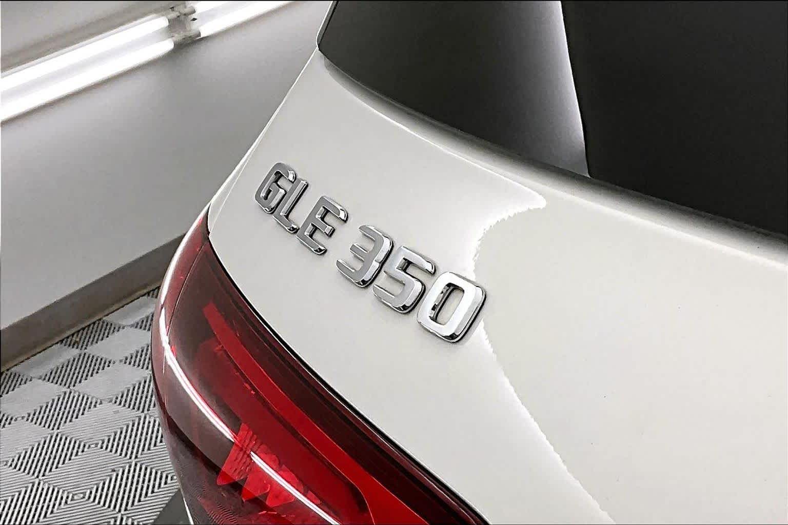 Thumbnail: 2023 Mercedes-Benz GLE - 7