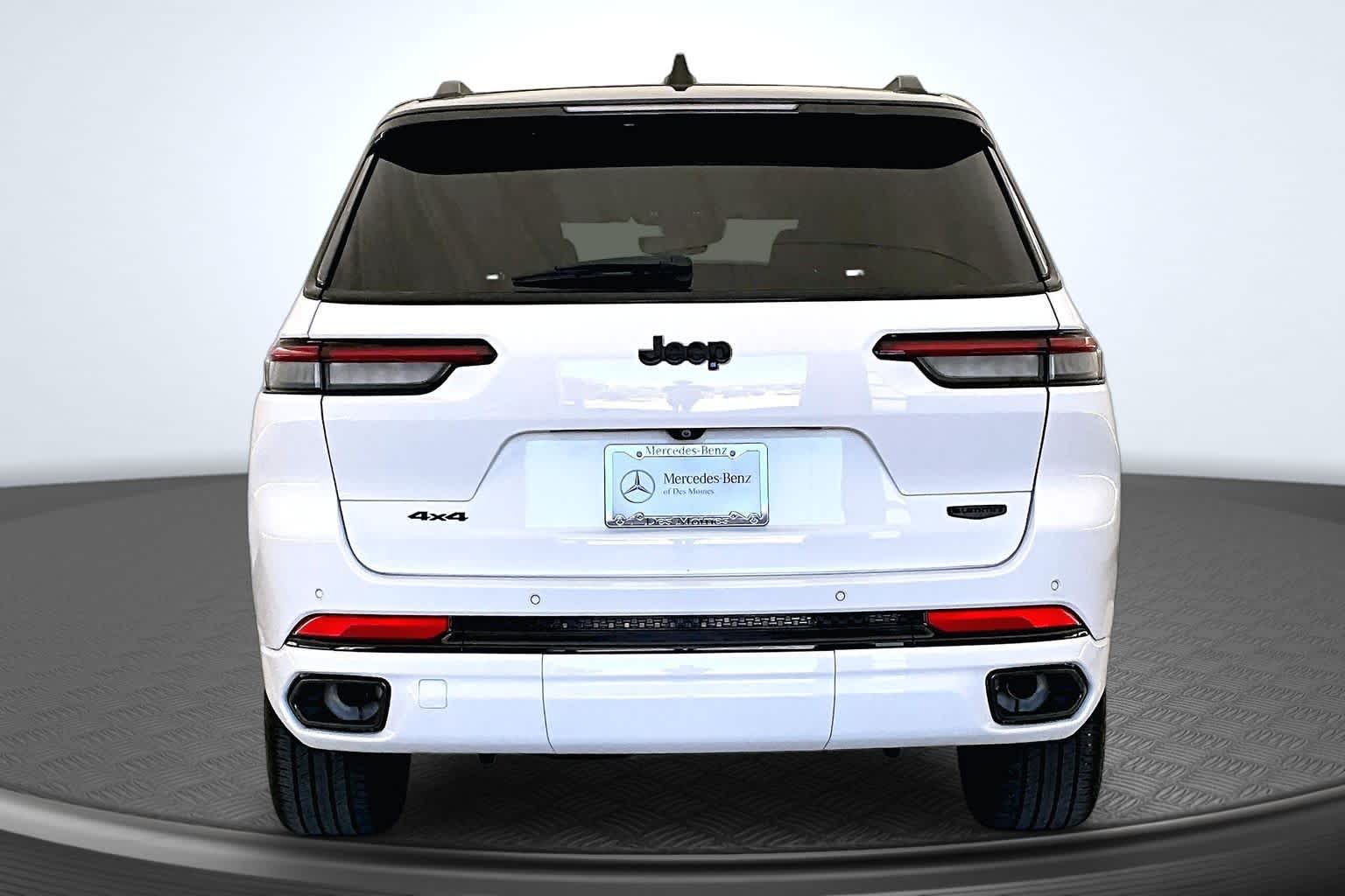 Thumbnail: 2023 Jeep Grand Cherokee - 5