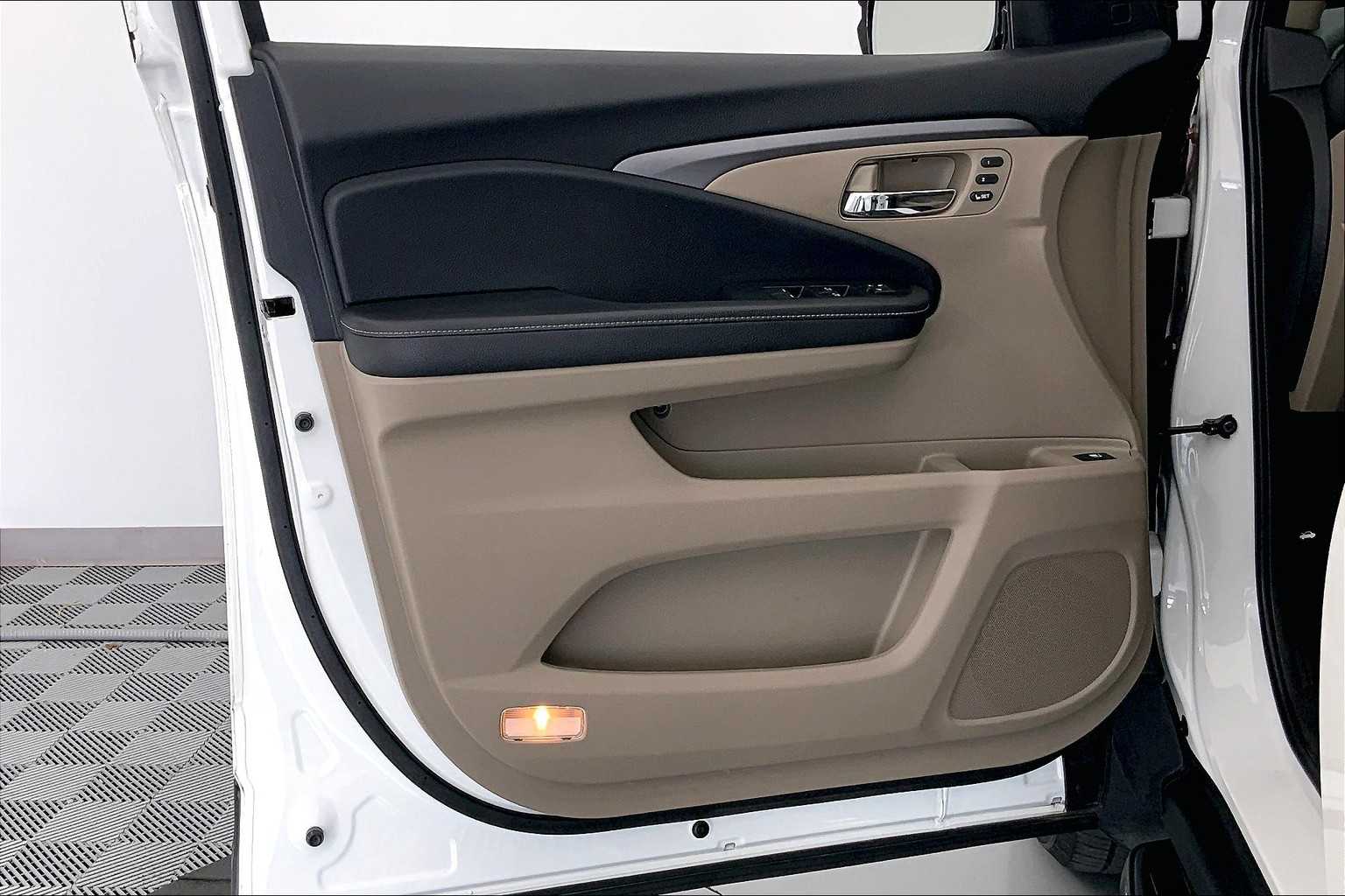 Thumbnail: 2022 Honda Ridgeline - 23