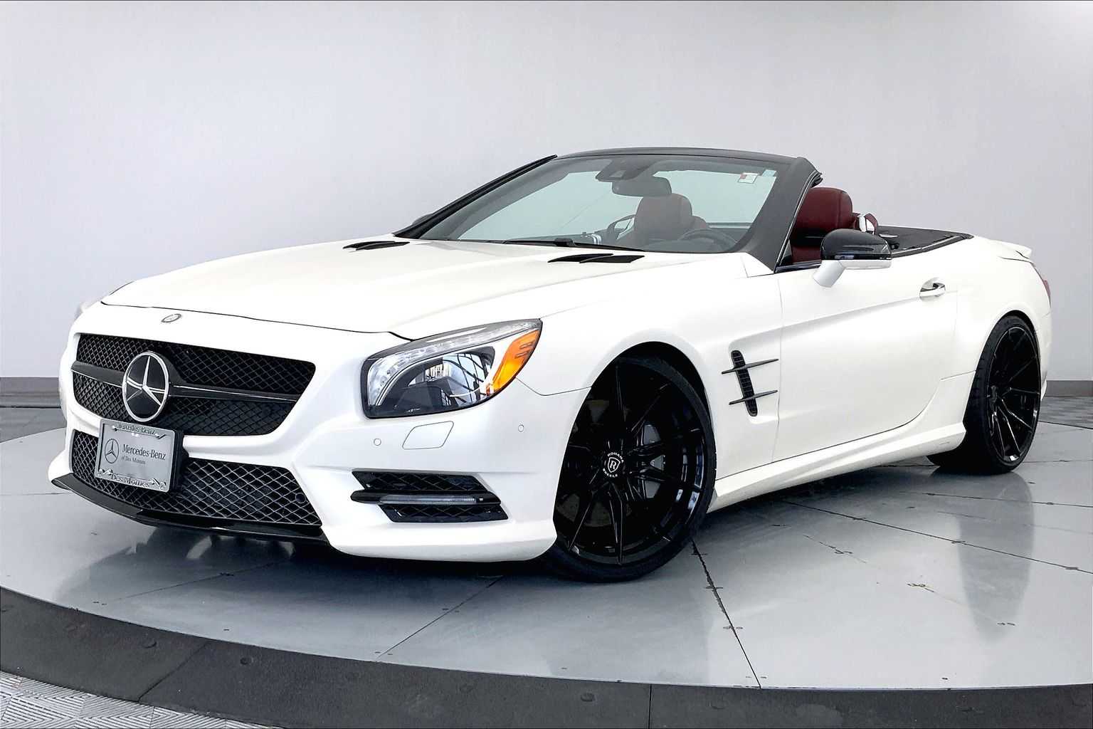 2014 Mercedes-Benz SL-Class SL 550 -
                  Urbandale, IA