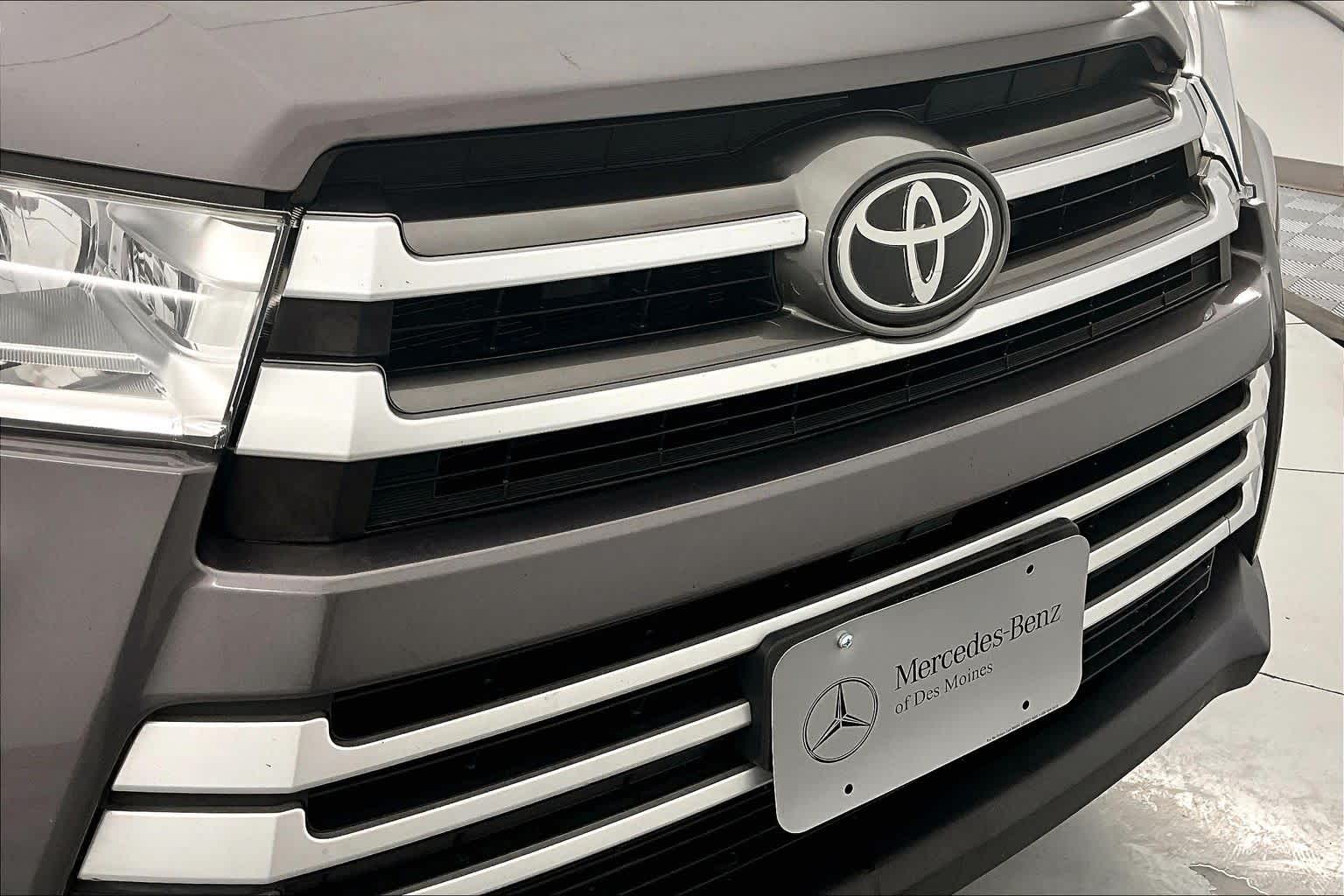 Thumbnail: 2019 Toyota Highlander - 26