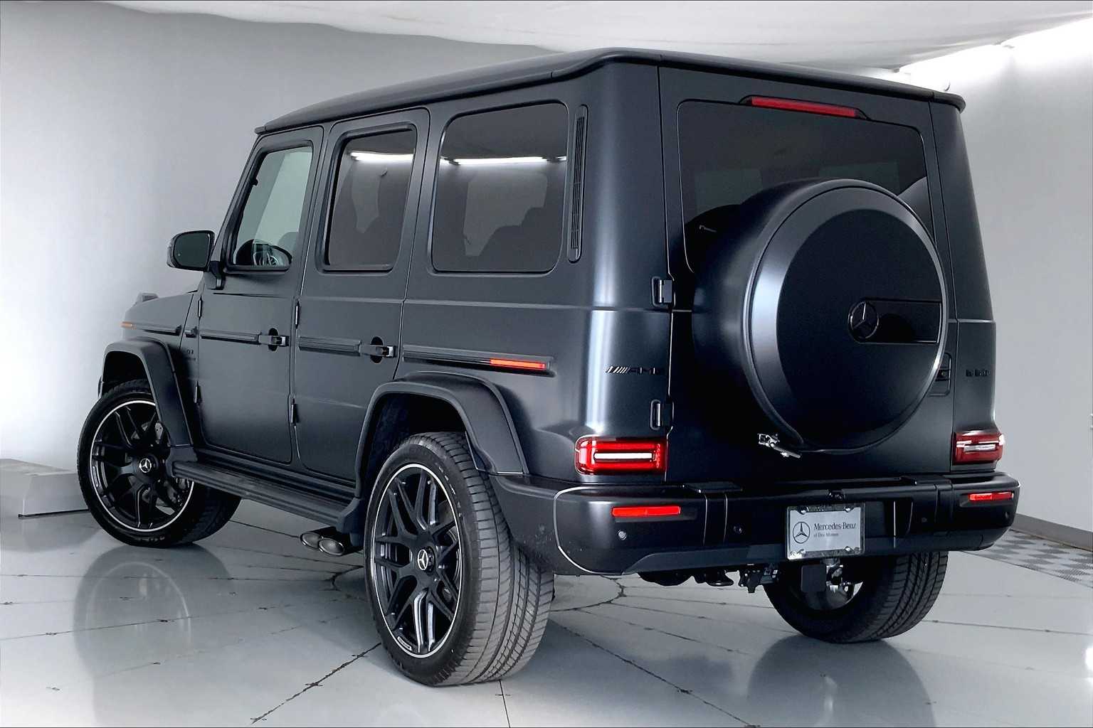 Thumbnail: 2025 Mercedes-Benz G-Class - 4