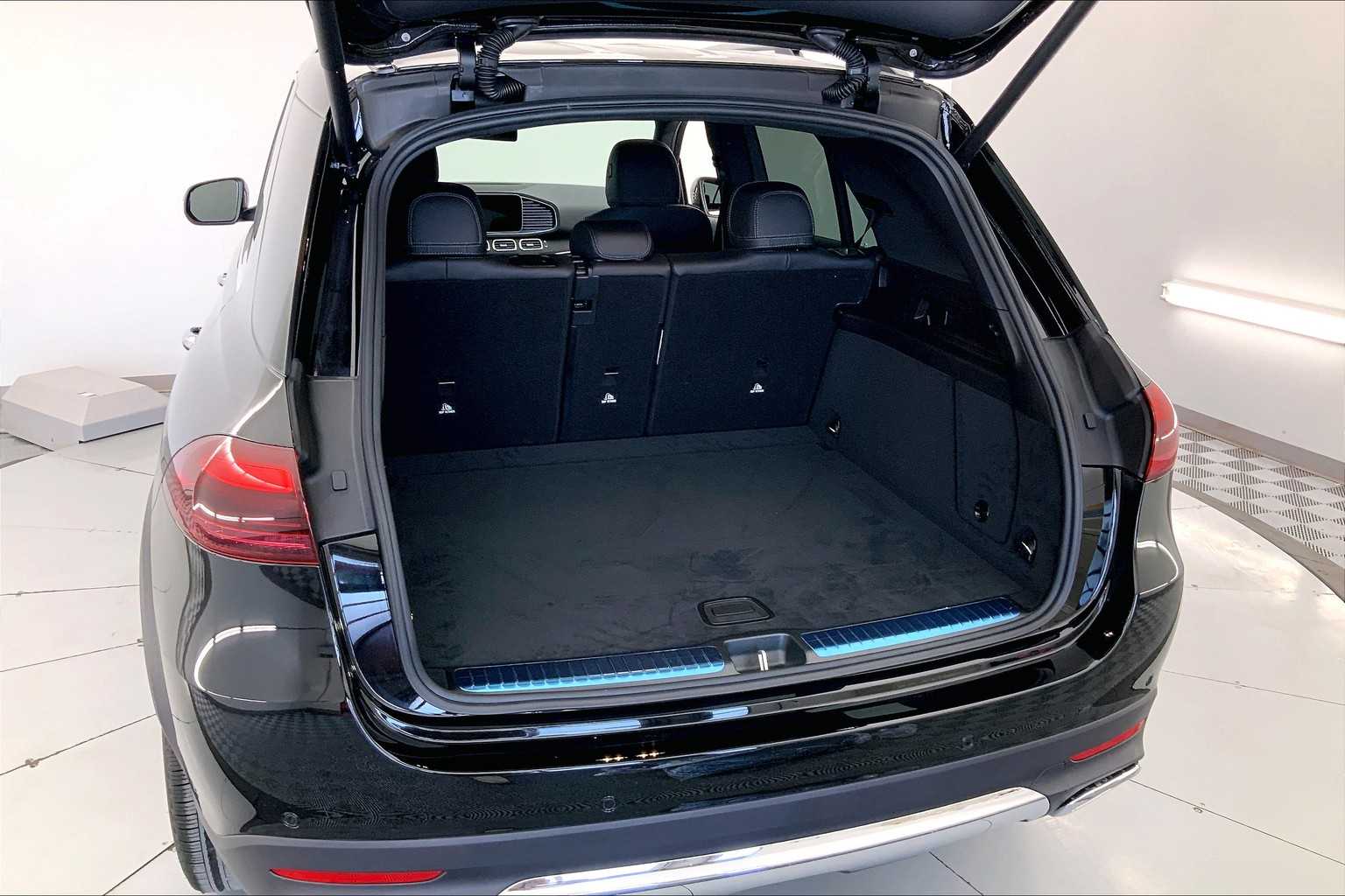 Thumbnail: 2025 Mercedes-Benz GLE - 19