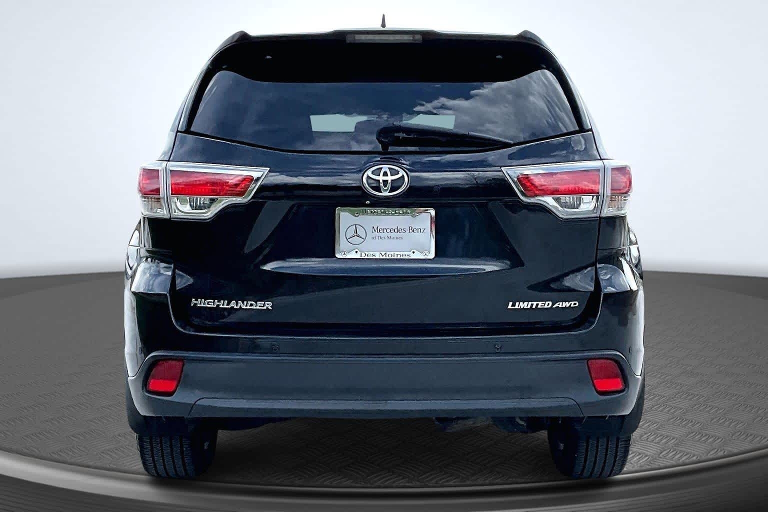 Thumbnail: 2015 Toyota Highlander - 5