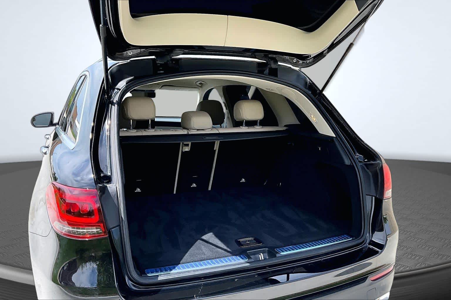 Thumbnail: 2022 Mercedes-Benz GLC - 19