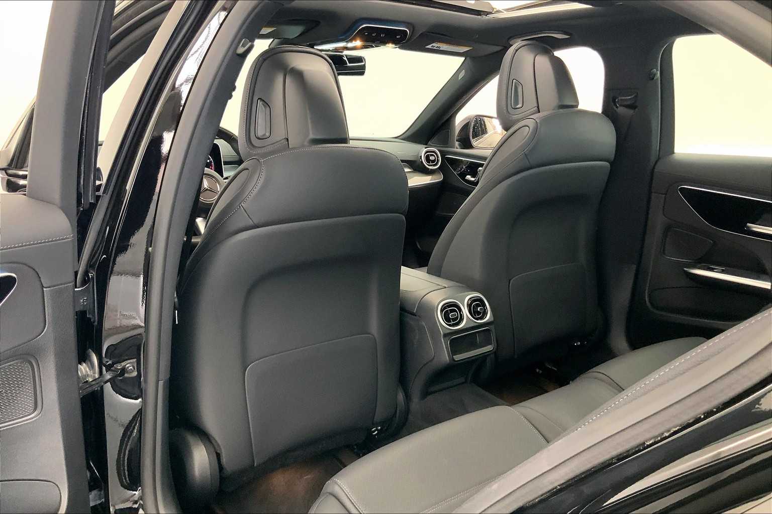 2023 Mercedes-Benz C-Class C 300 12