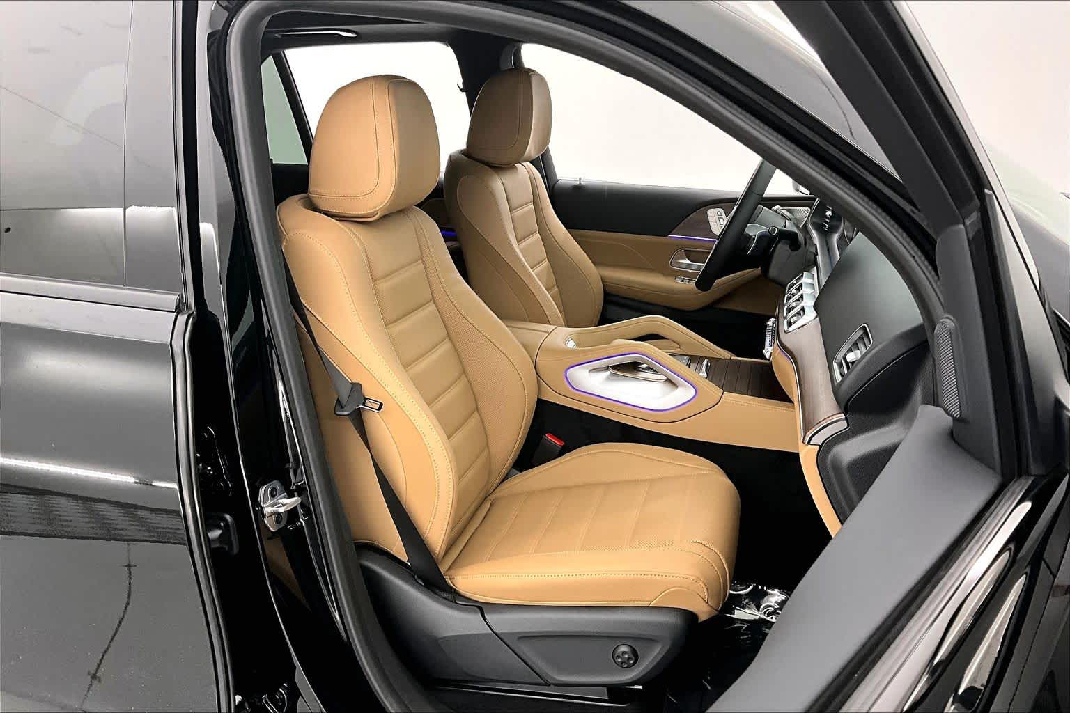 Thumbnail: 2026 Mercedes-Benz GLE - 14