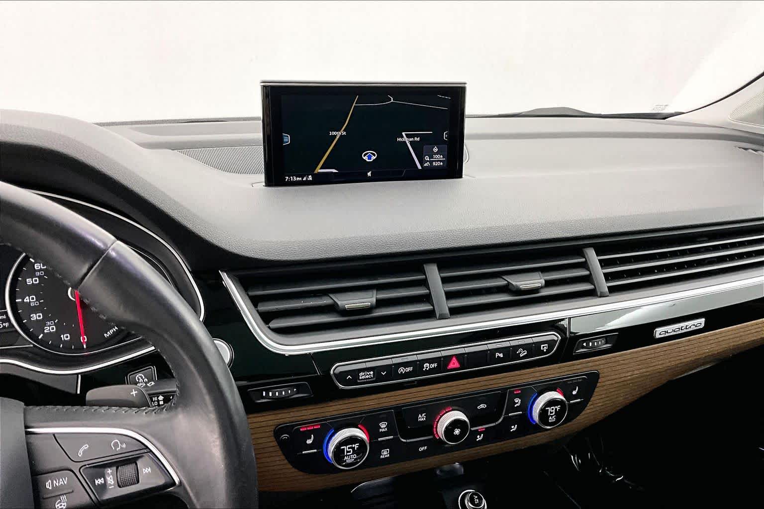 Thumbnail: 2017 Audi Q7 - 16