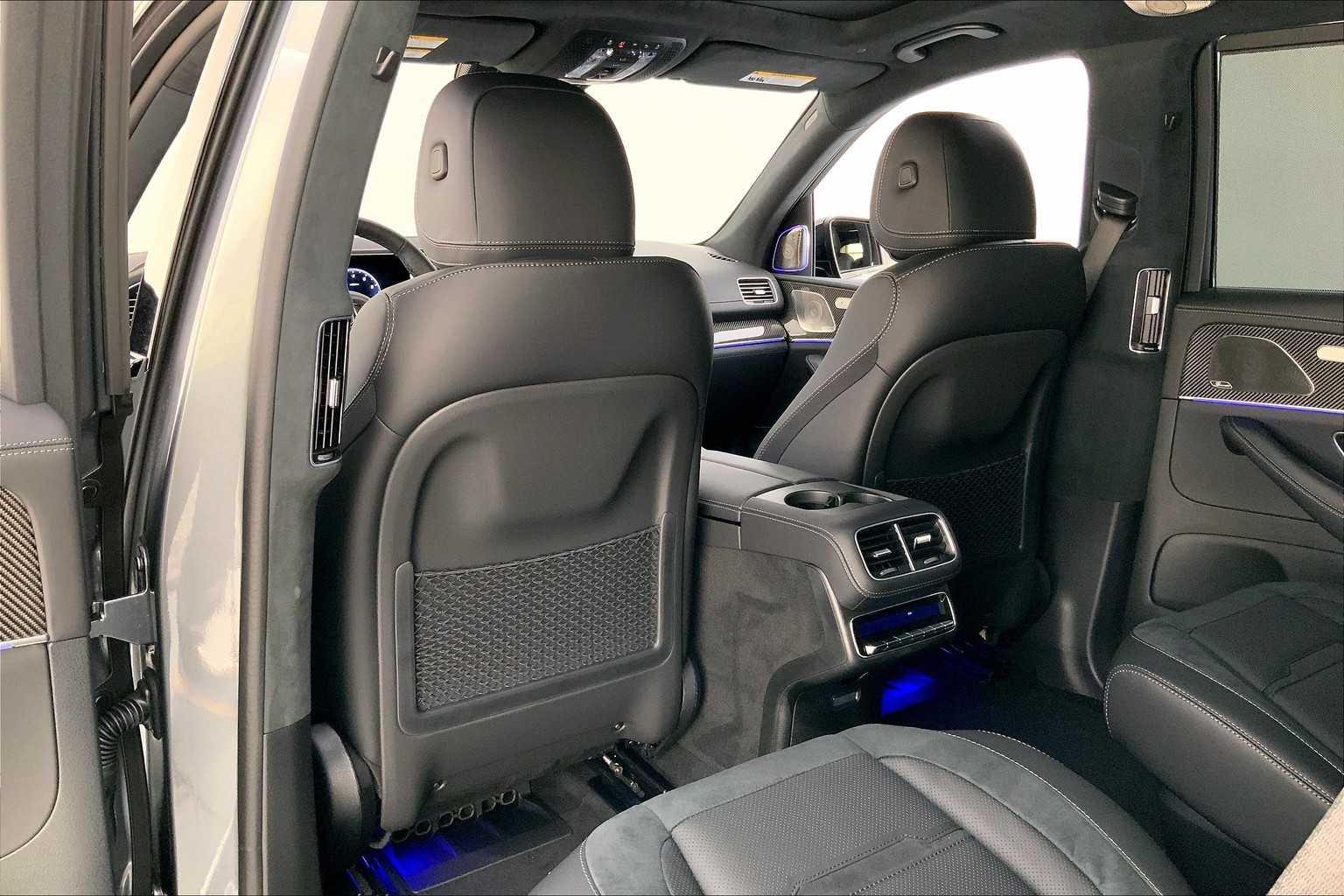 Thumbnail: 2026 Mercedes-Benz GL-Class - 12