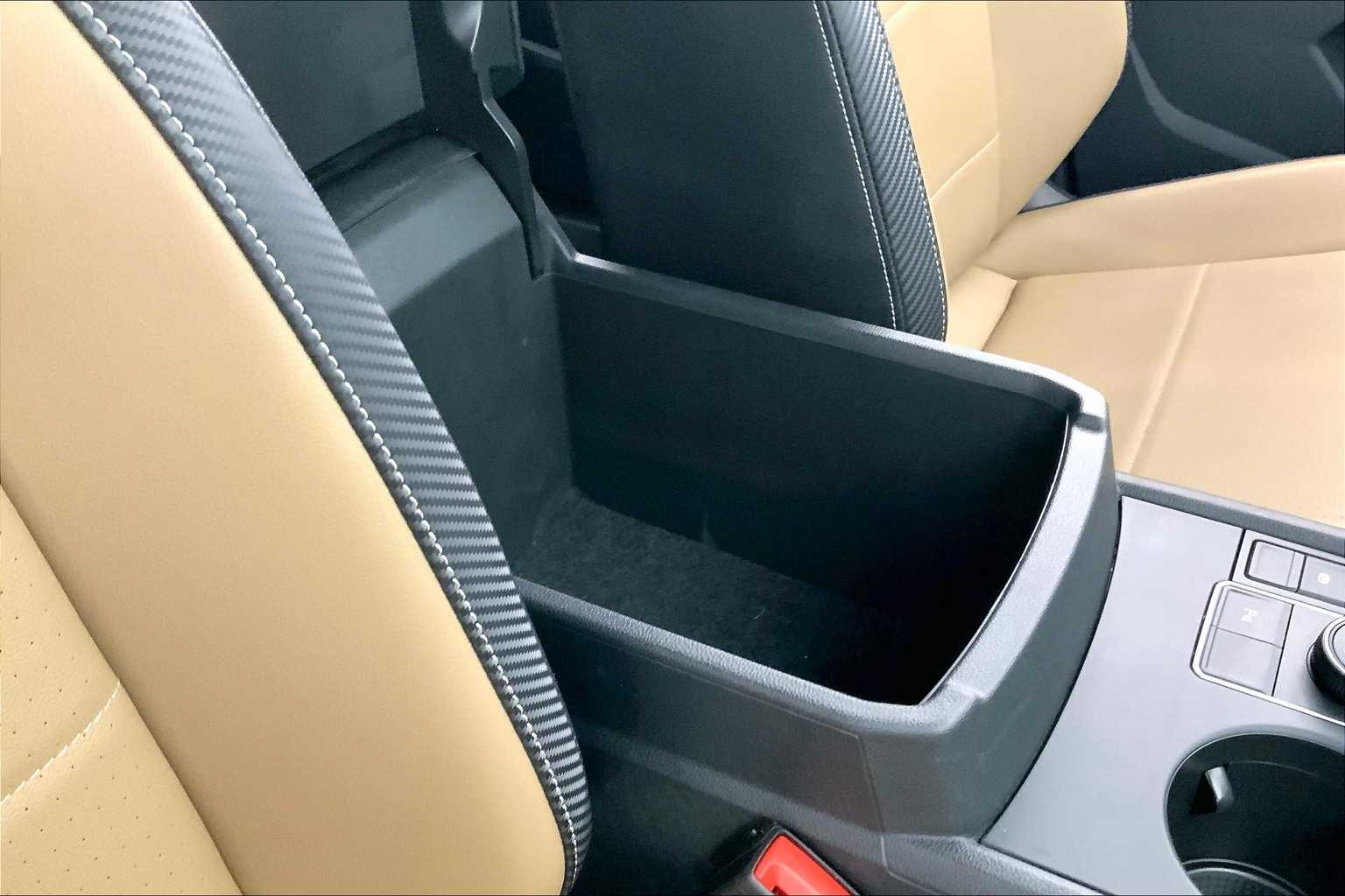 Thumbnail: 2021 Volkswagen Atlas - 27