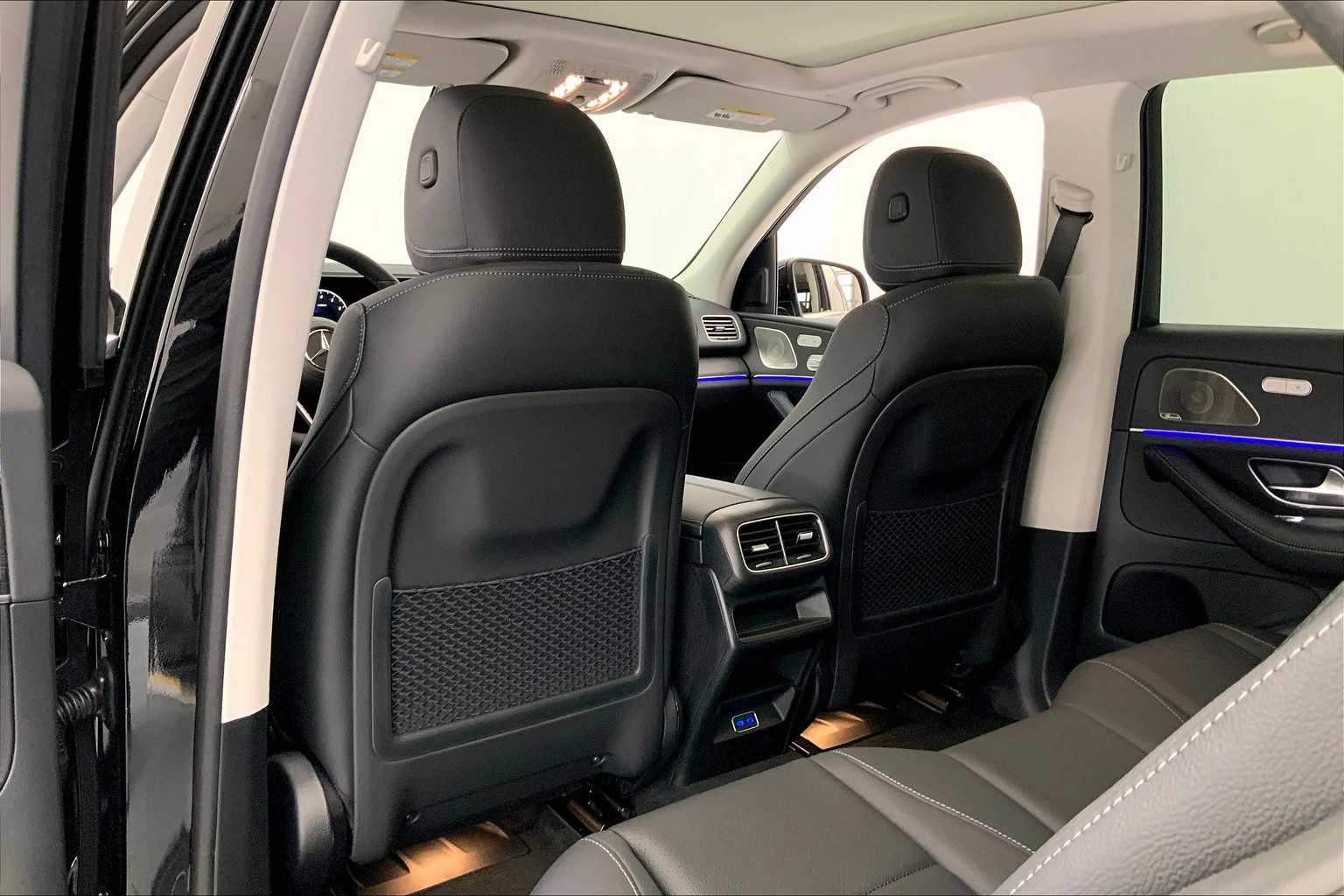 Thumbnail: 2026 Mercedes-Benz GLE - 11