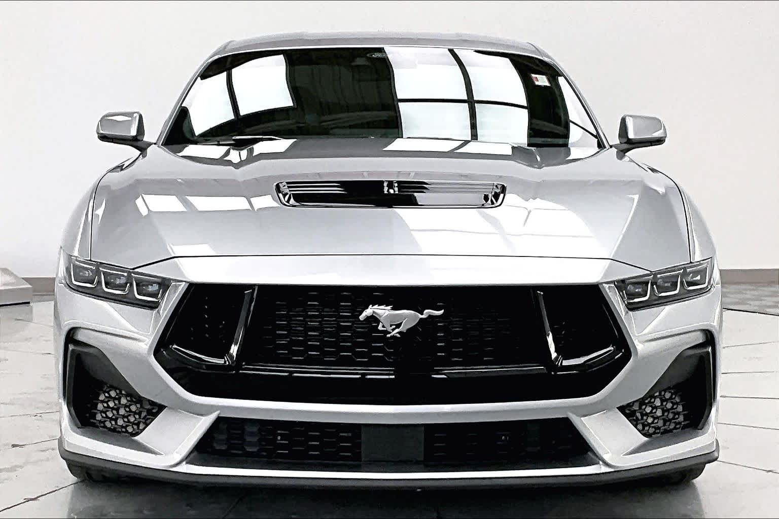Thumbnail: 2025 Ford Mustang - 6