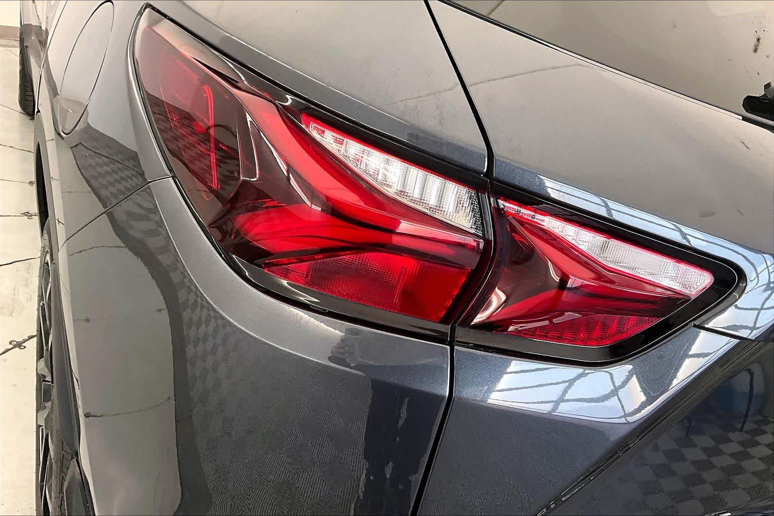 Thumbnail: 2022 Chevrolet Blazer - 25