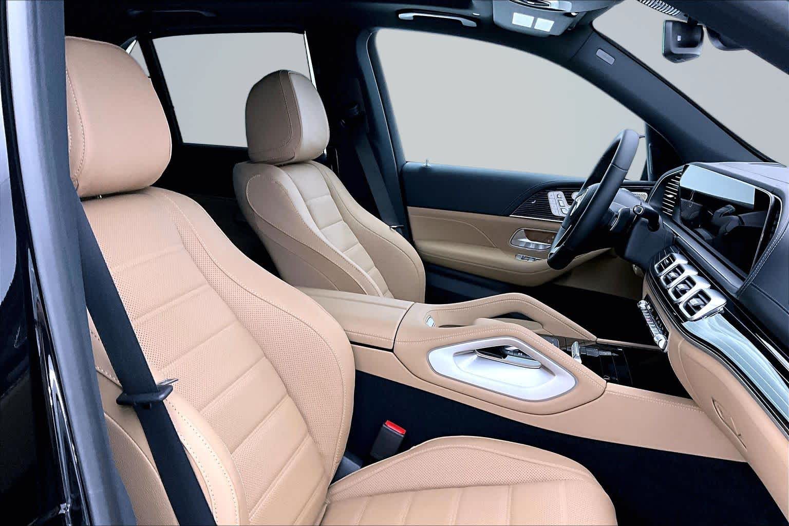 Thumbnail: 2026 Mercedes-Benz GLE - 14