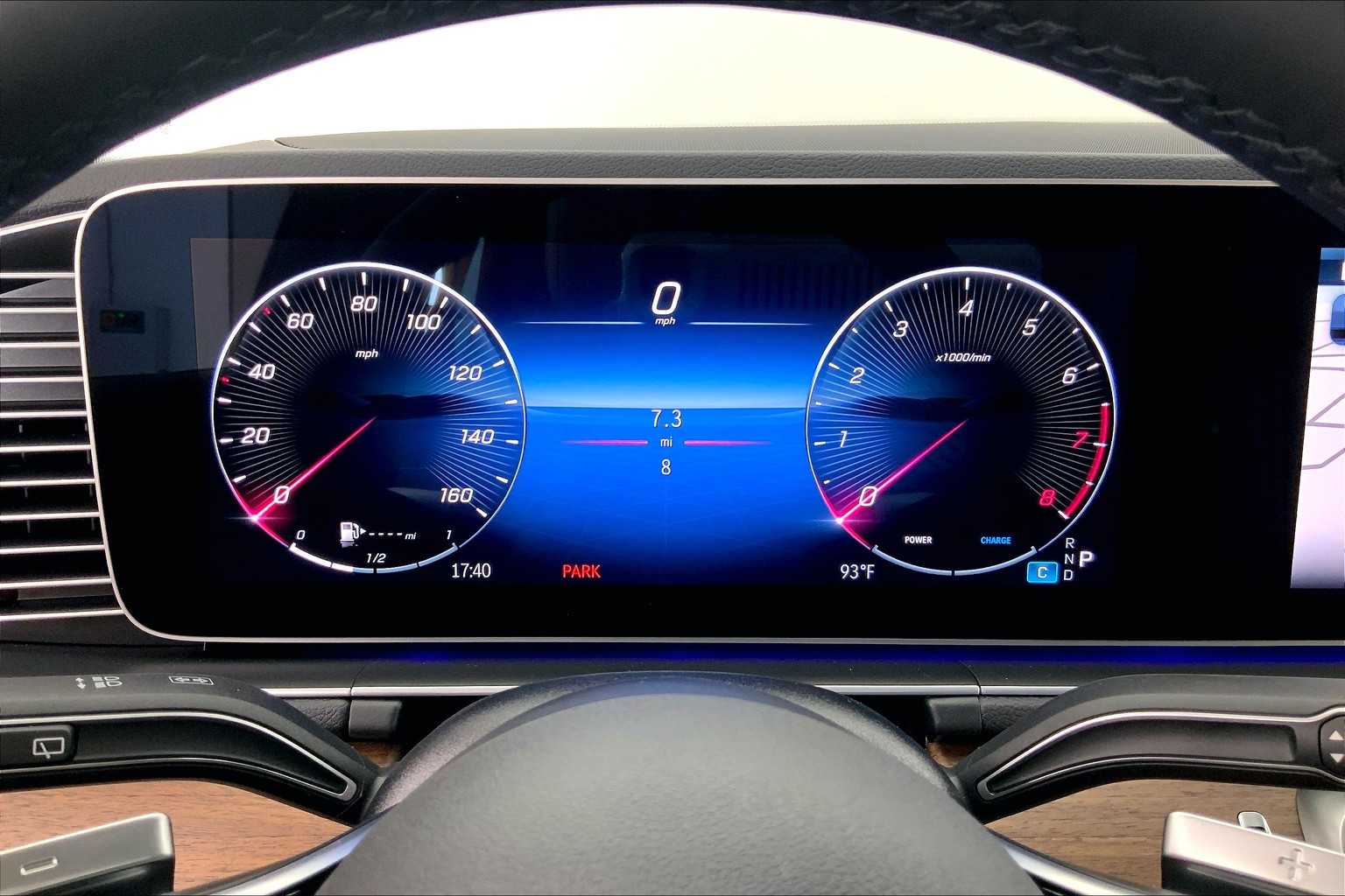 Thumbnail: 2026 Mercedes-Benz GLE - 18