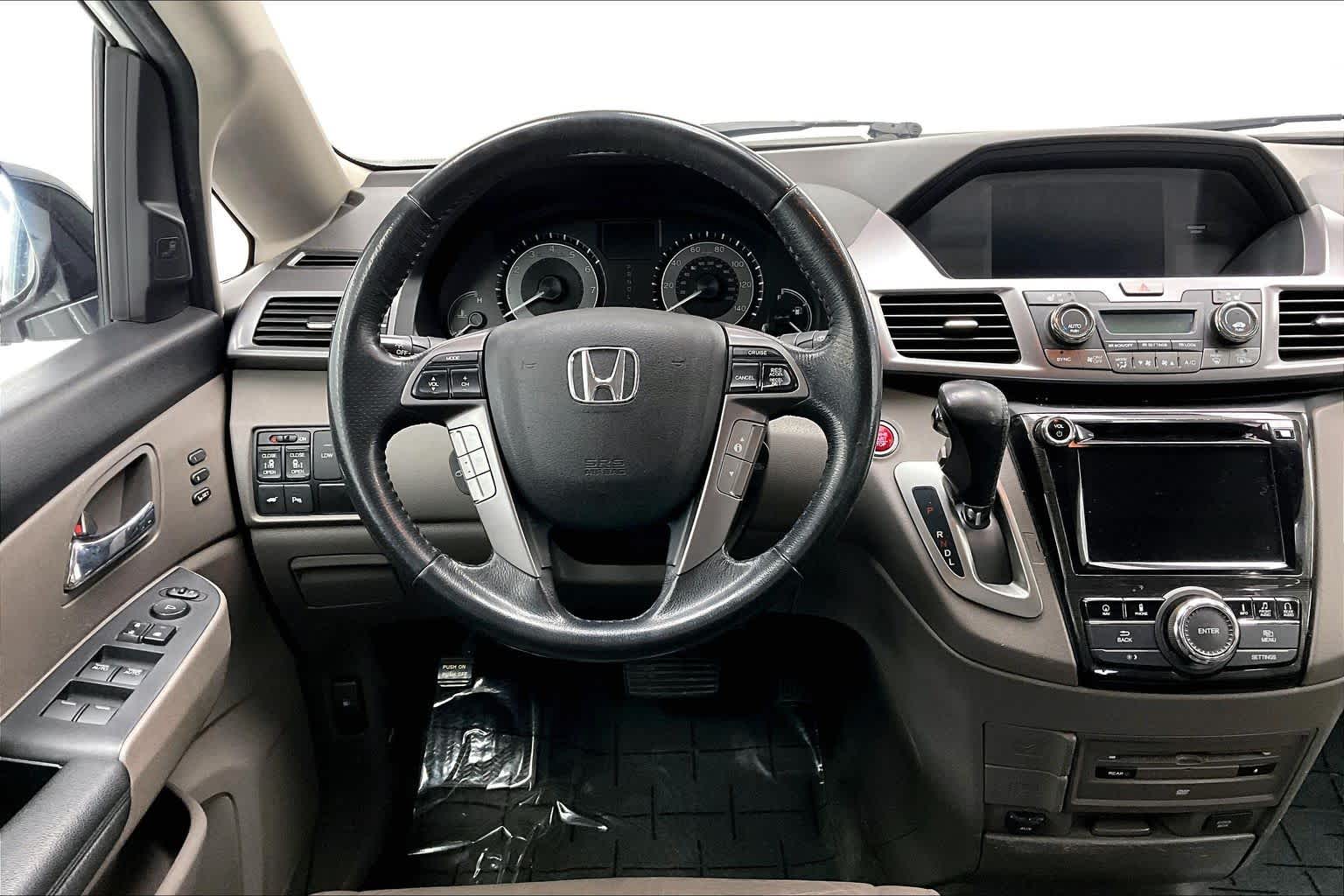 Thumbnail: 2014 Honda Odyssey - 15