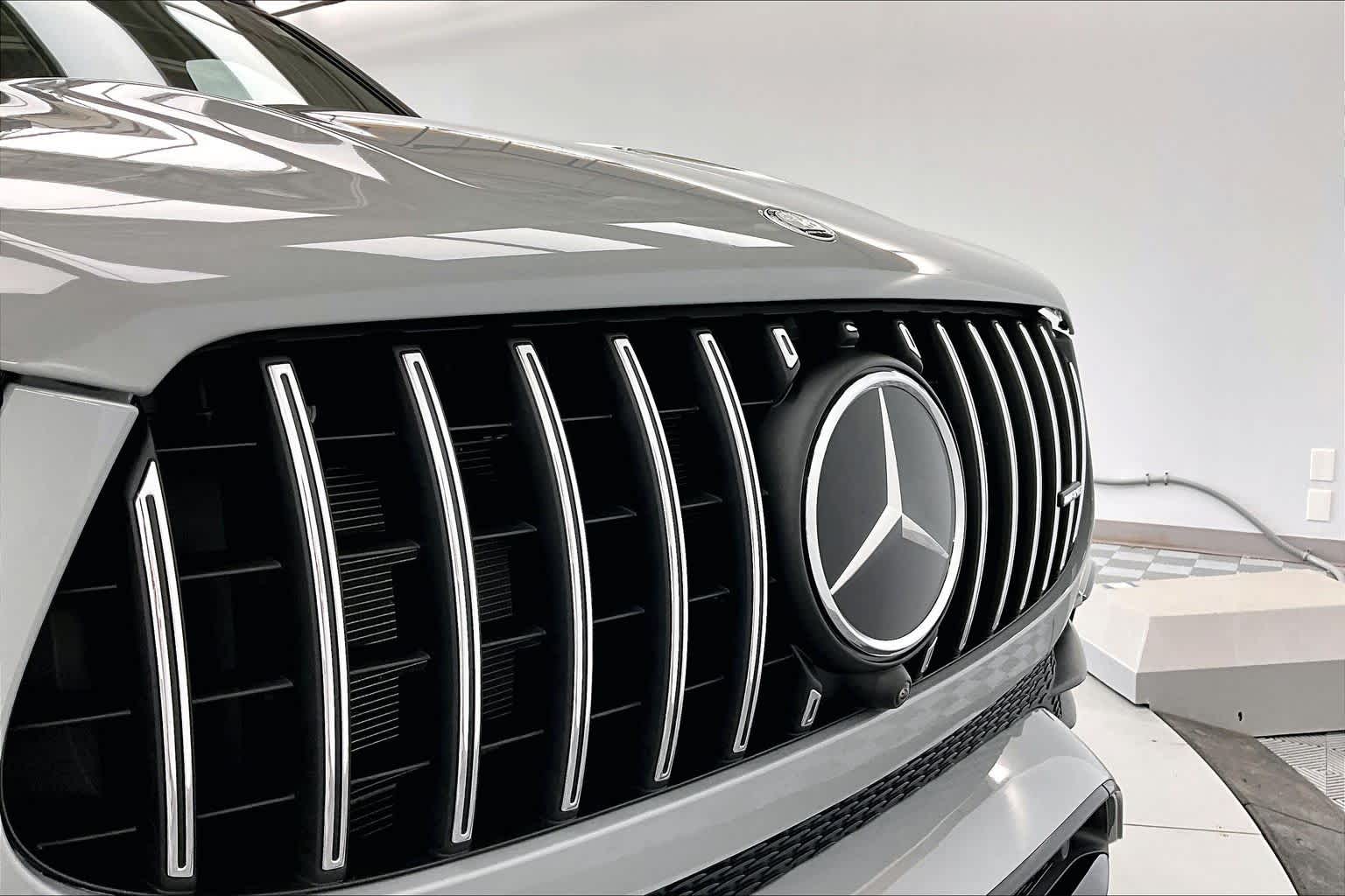 Thumbnail: 2024 Mercedes-Benz GL-Class - 26