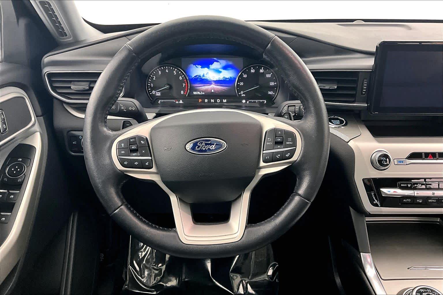 Thumbnail: 2021 Ford Explorer - 14