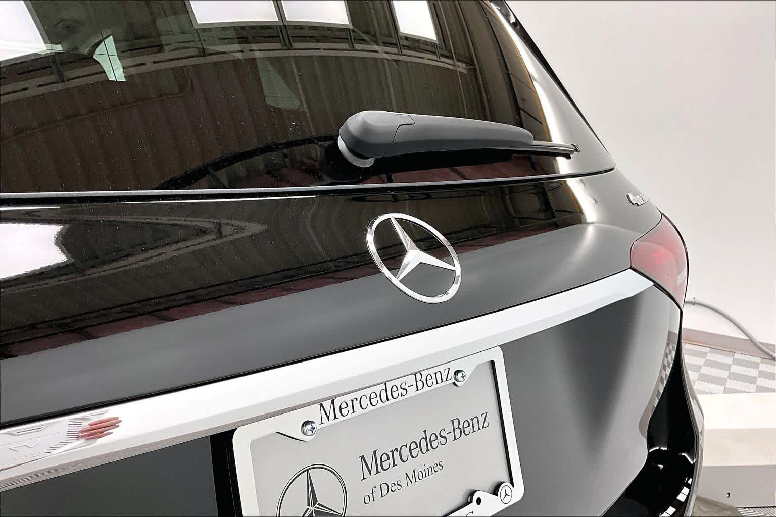 Thumbnail: 2026 Mercedes-Benz GLE - 22