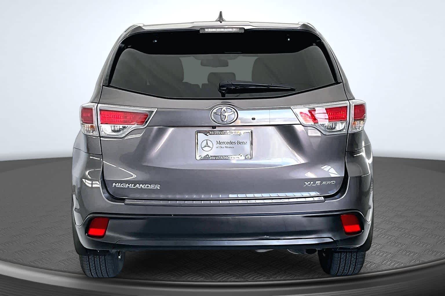 Thumbnail: 2016 Toyota Highlander - 5