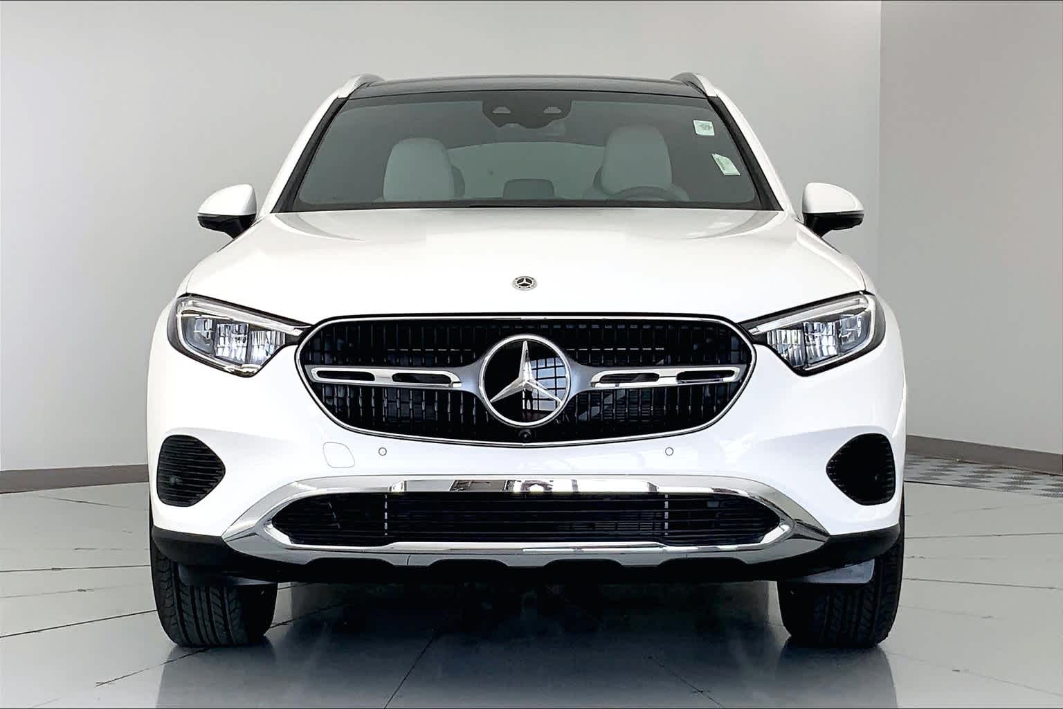 Thumbnail: 2025 Mercedes-Benz GLC - 6