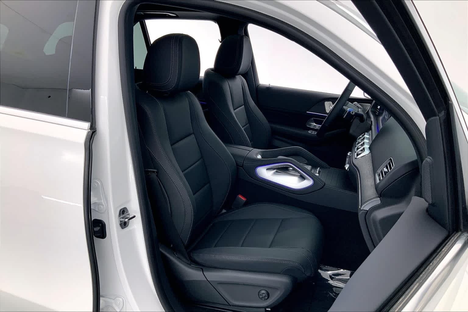 Thumbnail: 2025 Mercedes-Benz GLE - 14