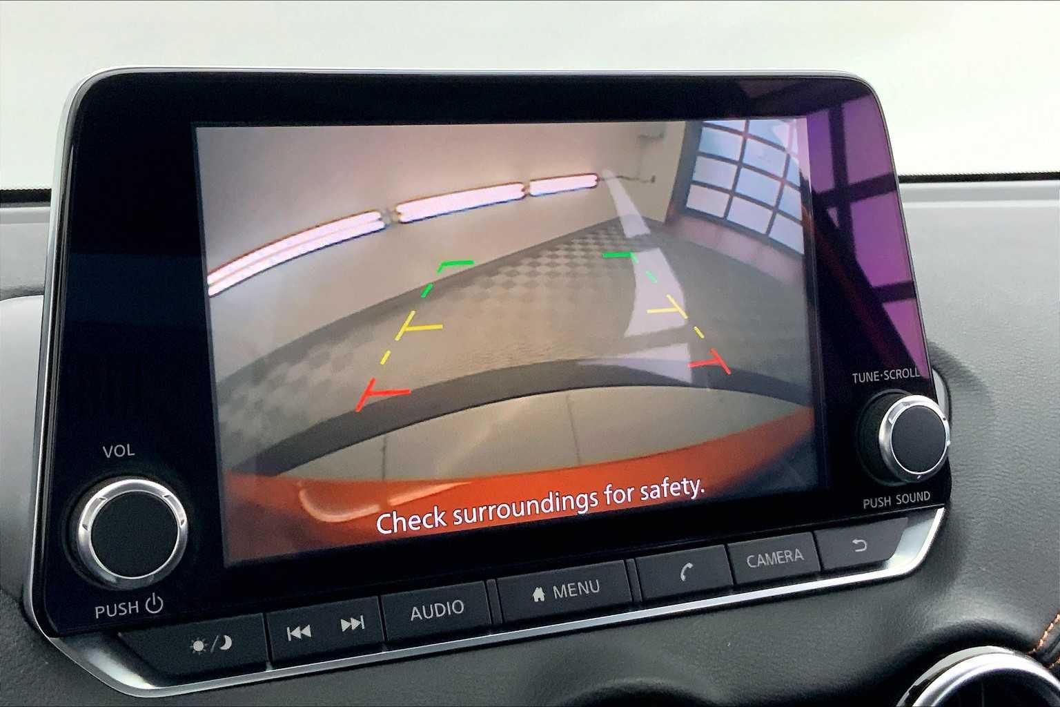 Thumbnail: 2020 Nissan Sentra - 21