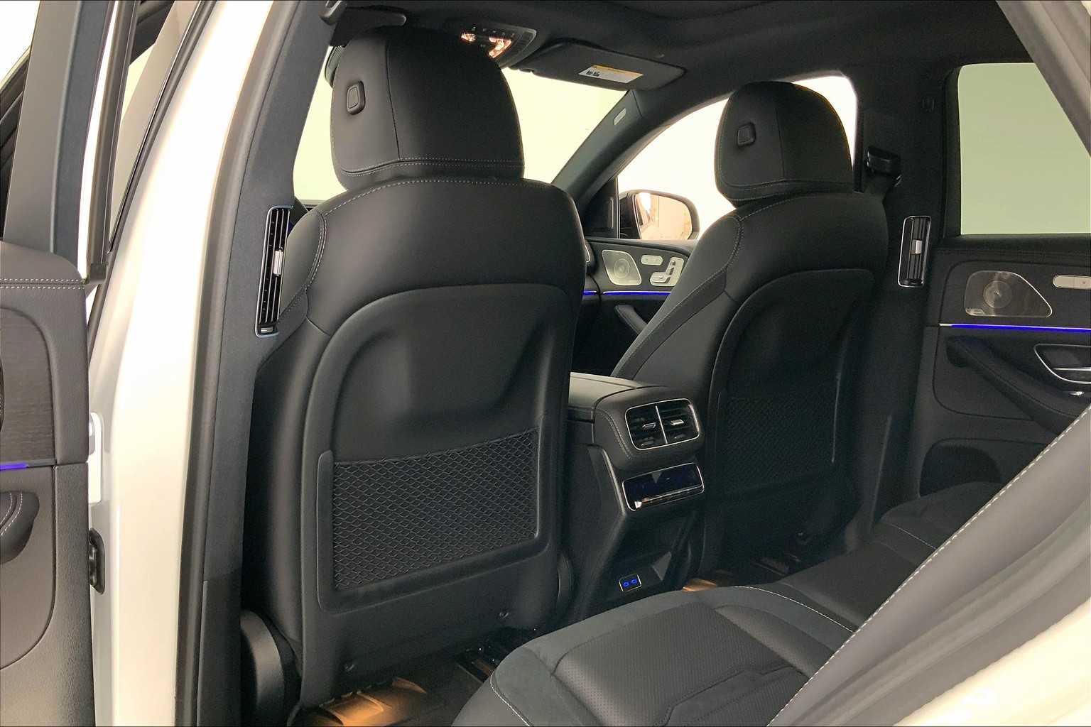 Thumbnail: 2025 Mercedes-Benz GLE - 12