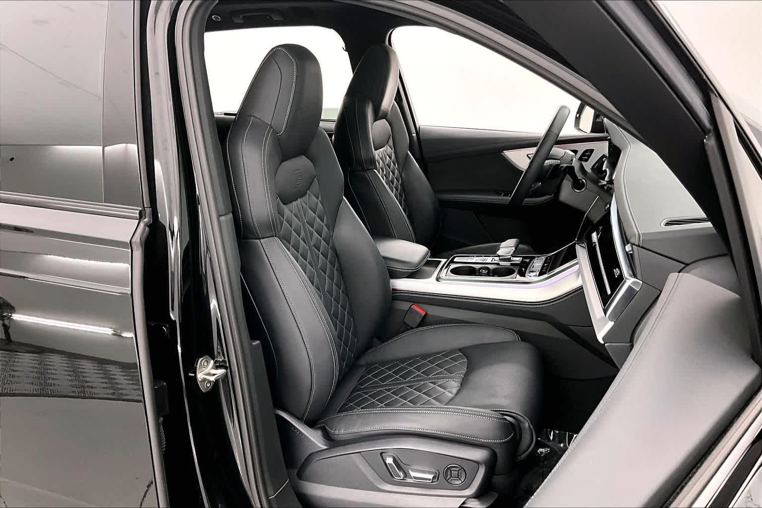 Thumbnail: 2024 Audi Q7 - 14