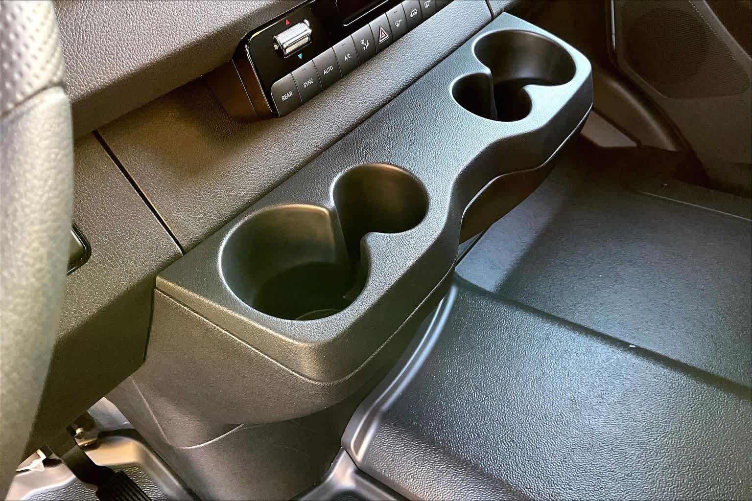 Thumbnail: 2025 Mercedes-Benz Sprinter - 16