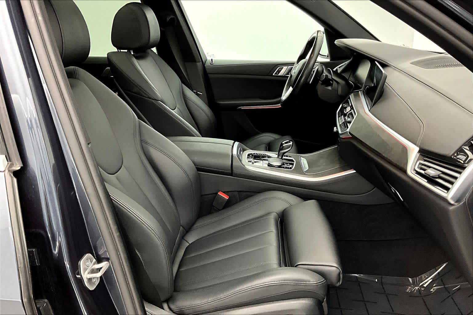 Thumbnail: 2022 BMW X5 - 14