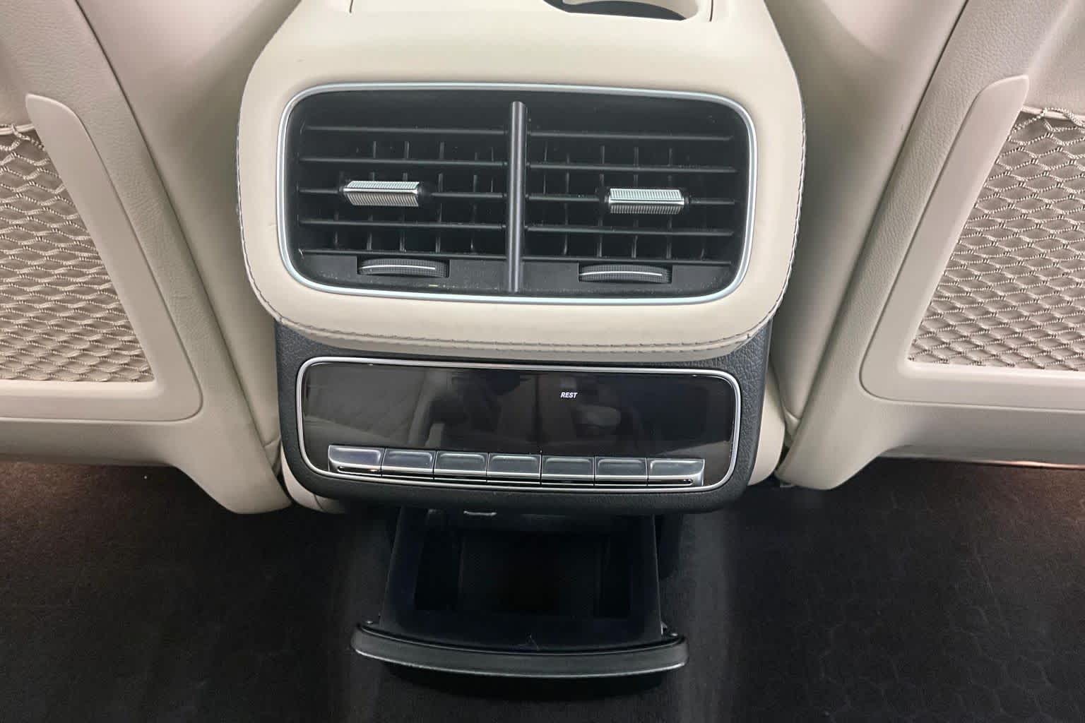 Thumbnail: 2021 Mercedes-Benz GL-Class - 29