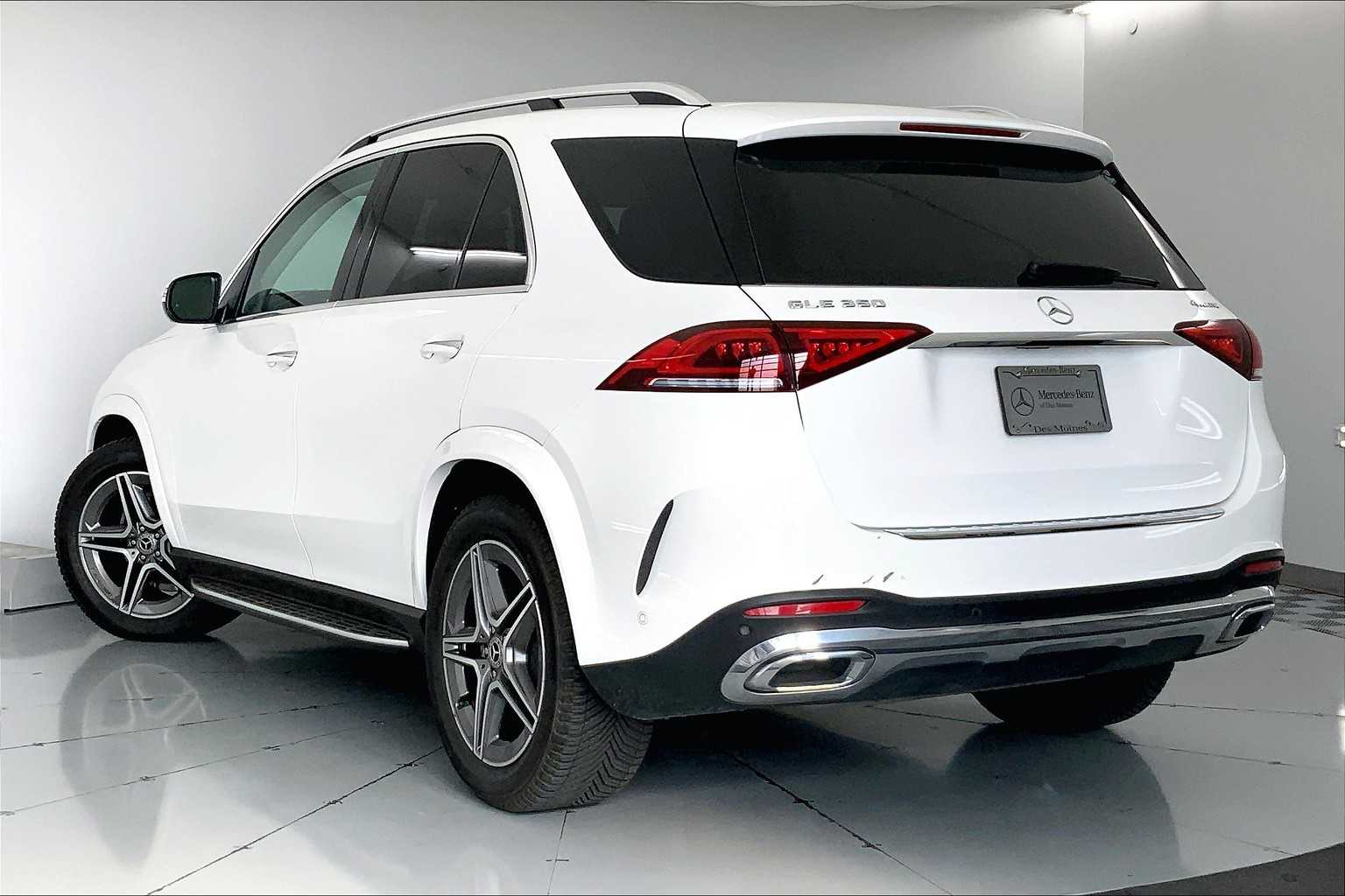 Thumbnail: 2022 Mercedes-Benz GLE - 4
