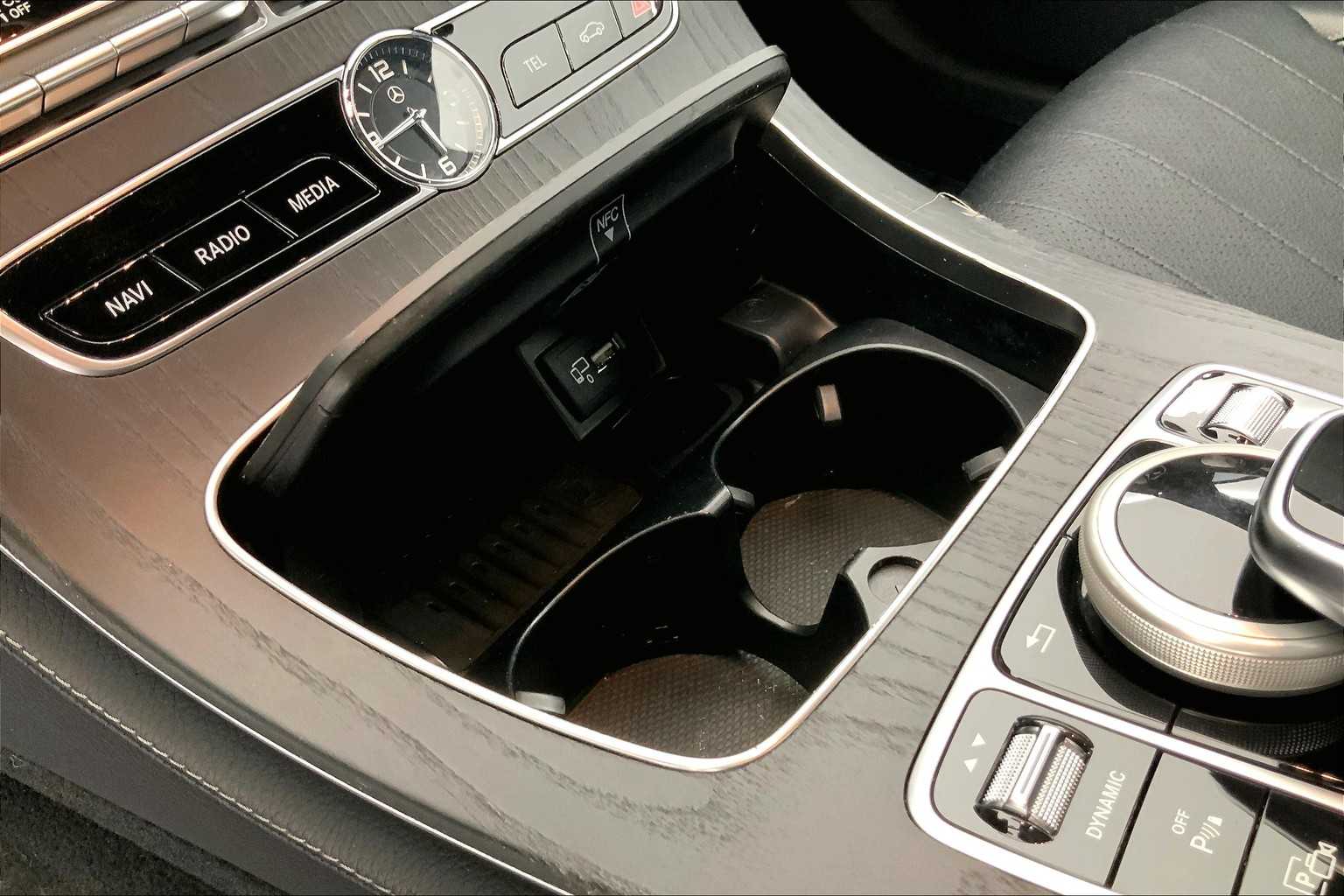 Thumbnail: 2019 Mercedes-Benz E-Class - 27