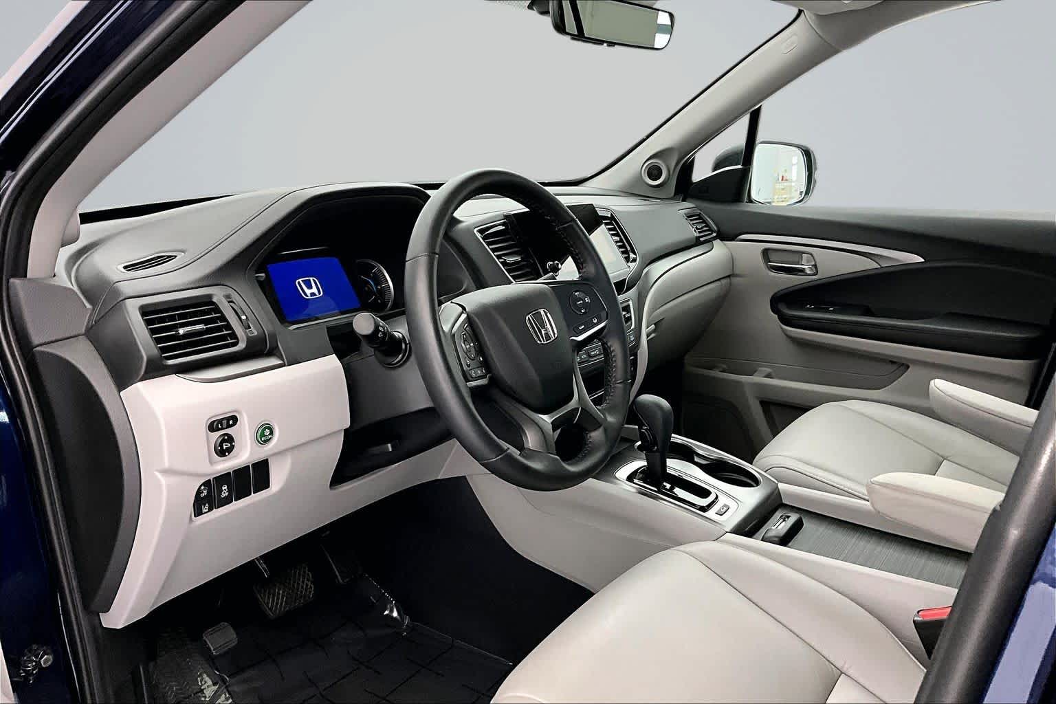 Thumbnail: 2020 Honda Pilot - 2