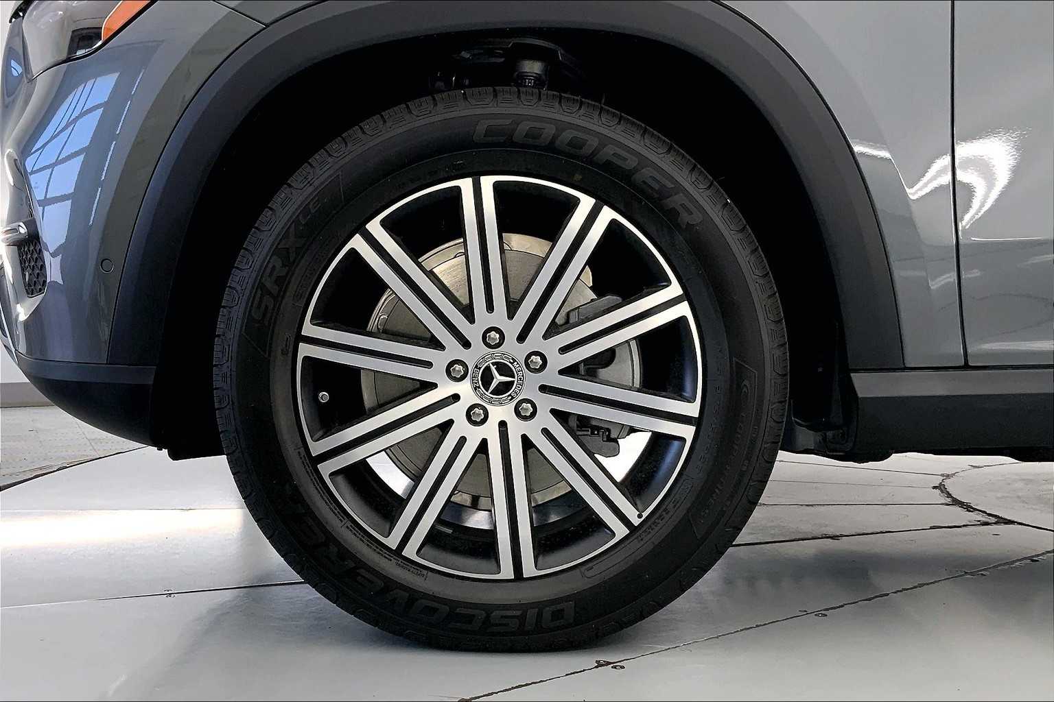 Thumbnail: 2025 Mercedes-Benz GLE - 8