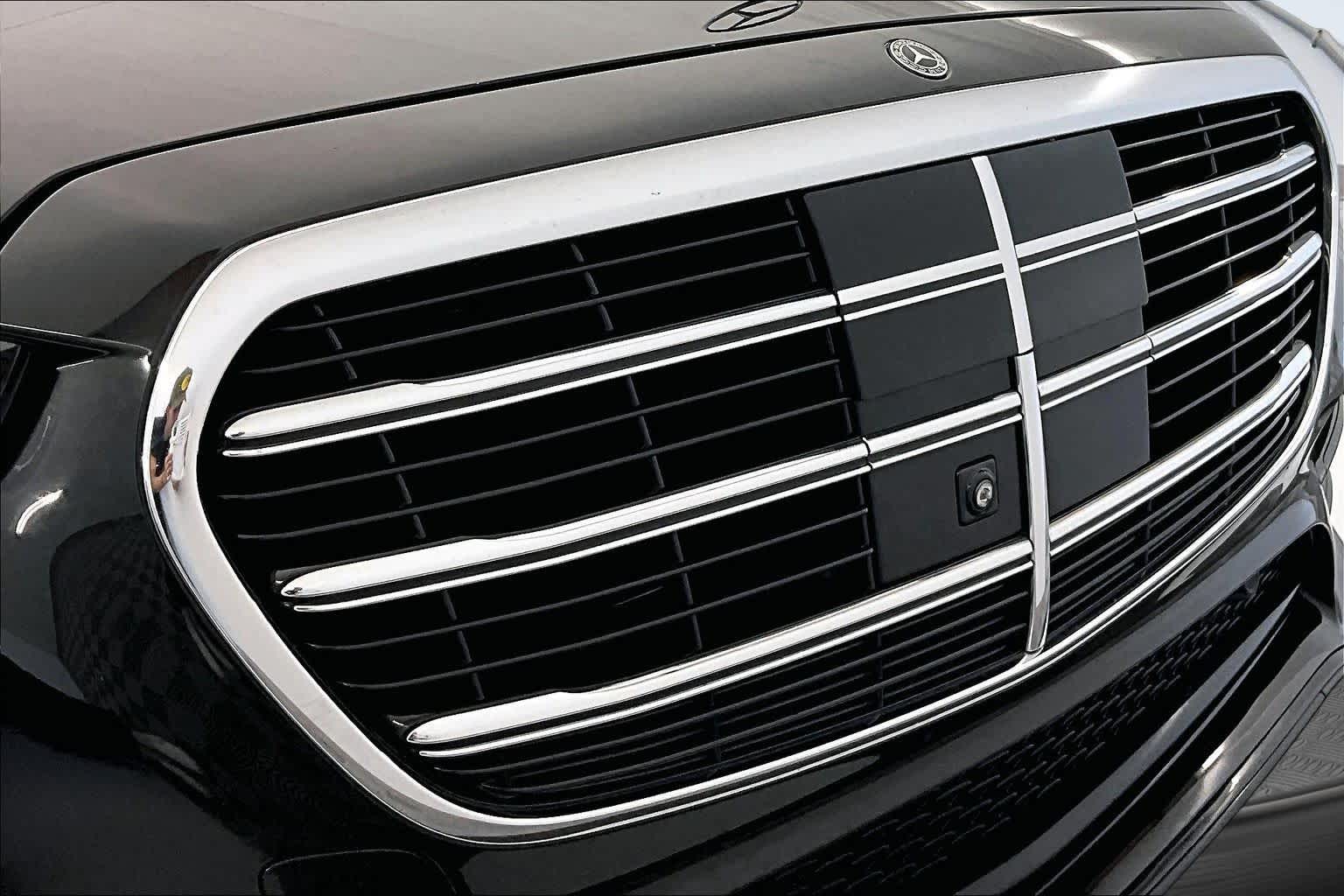 Thumbnail: 2021 Mercedes-Benz S-Class - 25