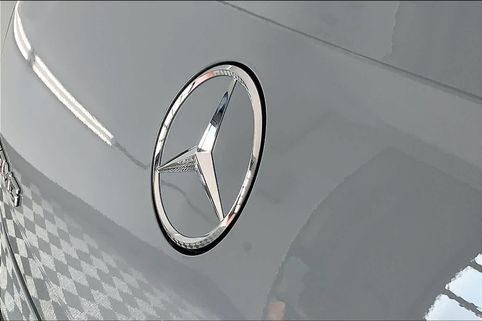 Thumbnail: 2025 Mercedes-Benz GL-Class - 22
