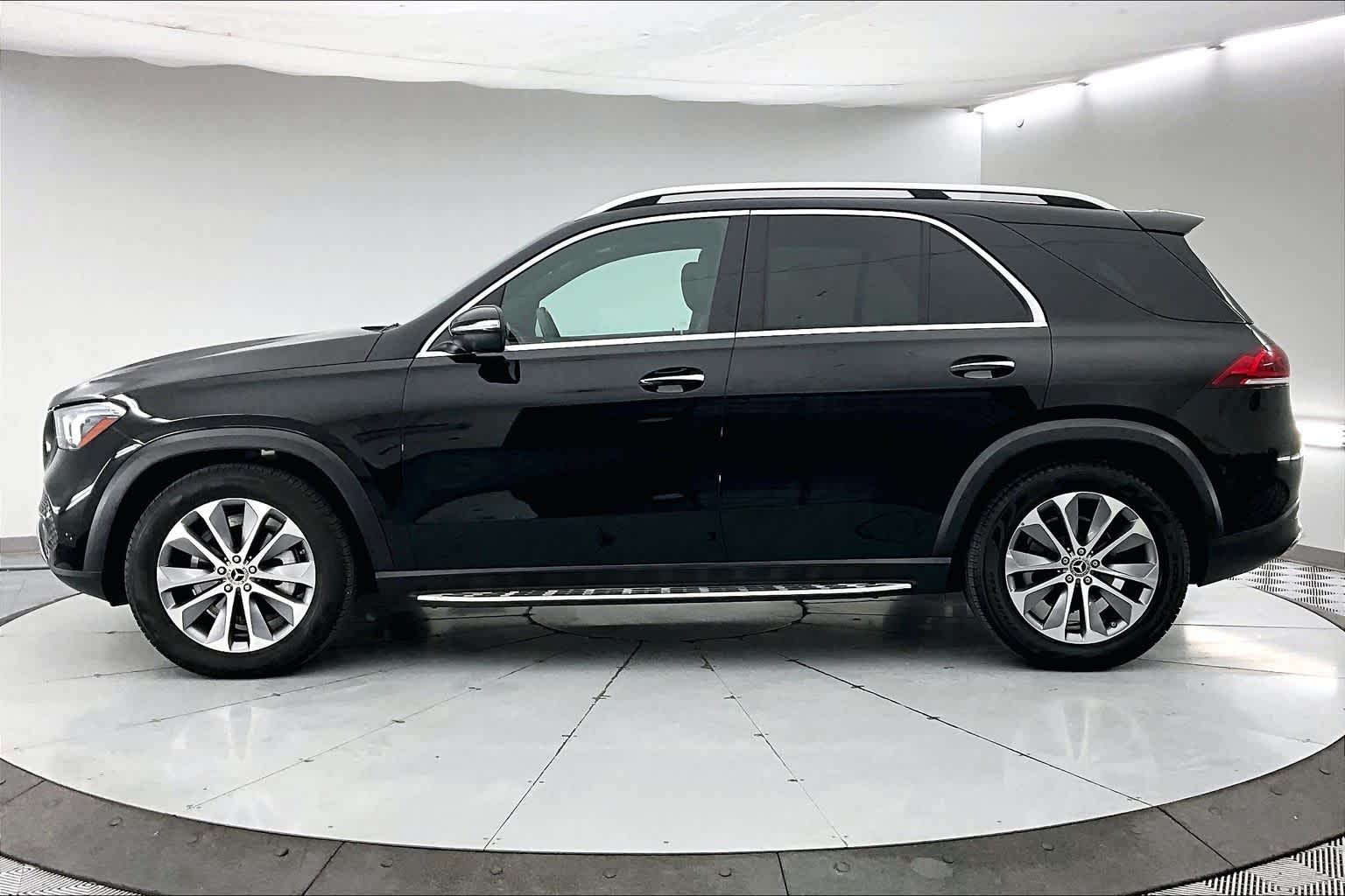 Thumbnail: 2021 Mercedes-Benz GLE - 3