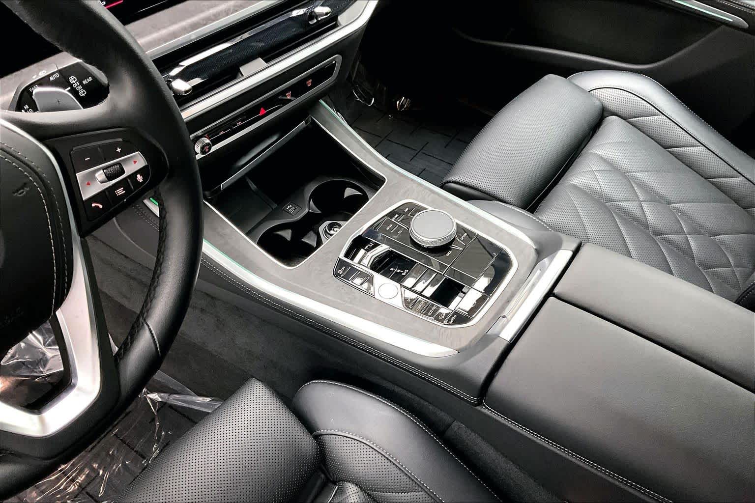 Thumbnail: 2024 BMW X5 - 17