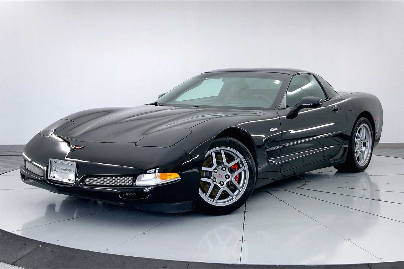 Thumbnail: 2004 Chevrolet Corvette - 1