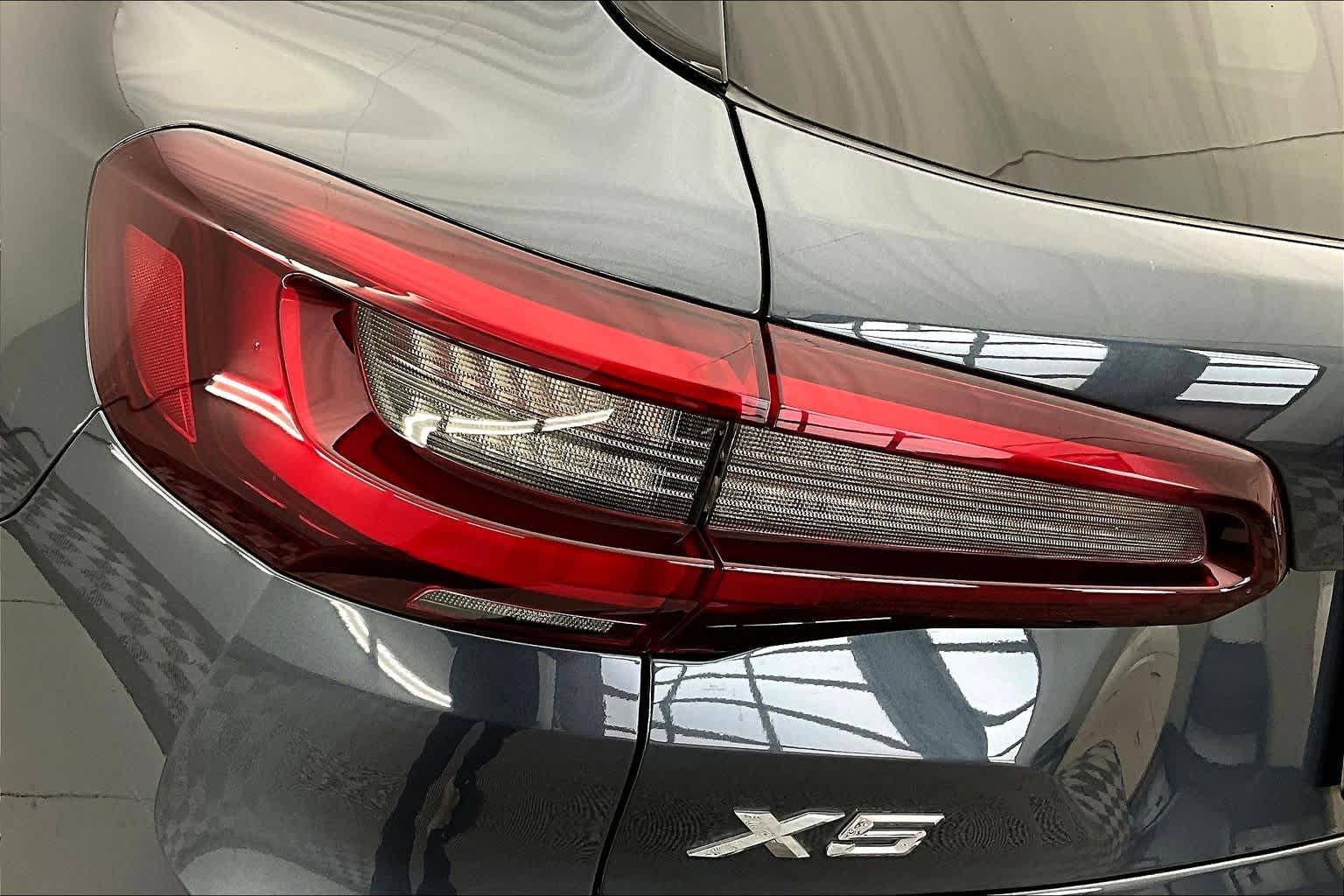 Thumbnail: 2022 BMW X5 - 25