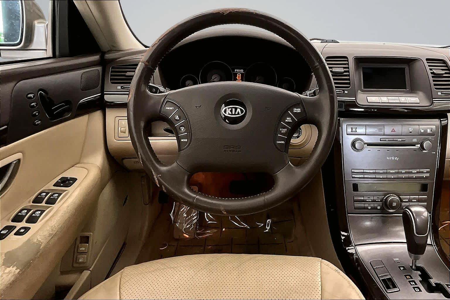 Thumbnail: 2008 Kia Amanti - 15