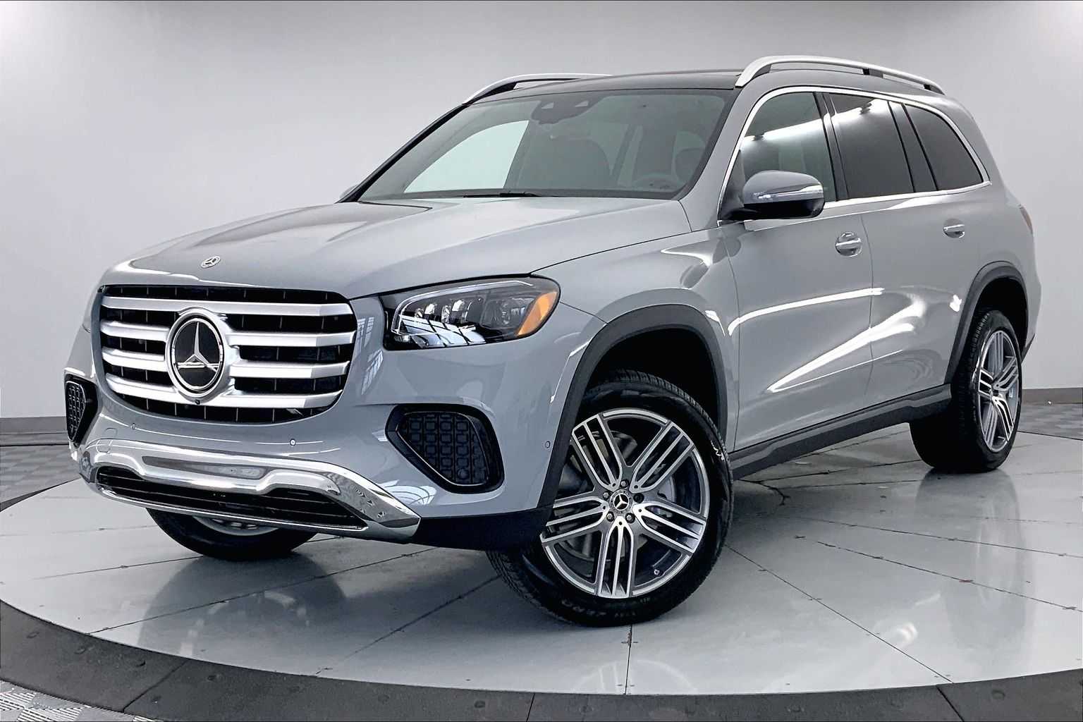 2025 Mercedes-Benz GLS 450 4MATIC -
                  Urbandale, IA