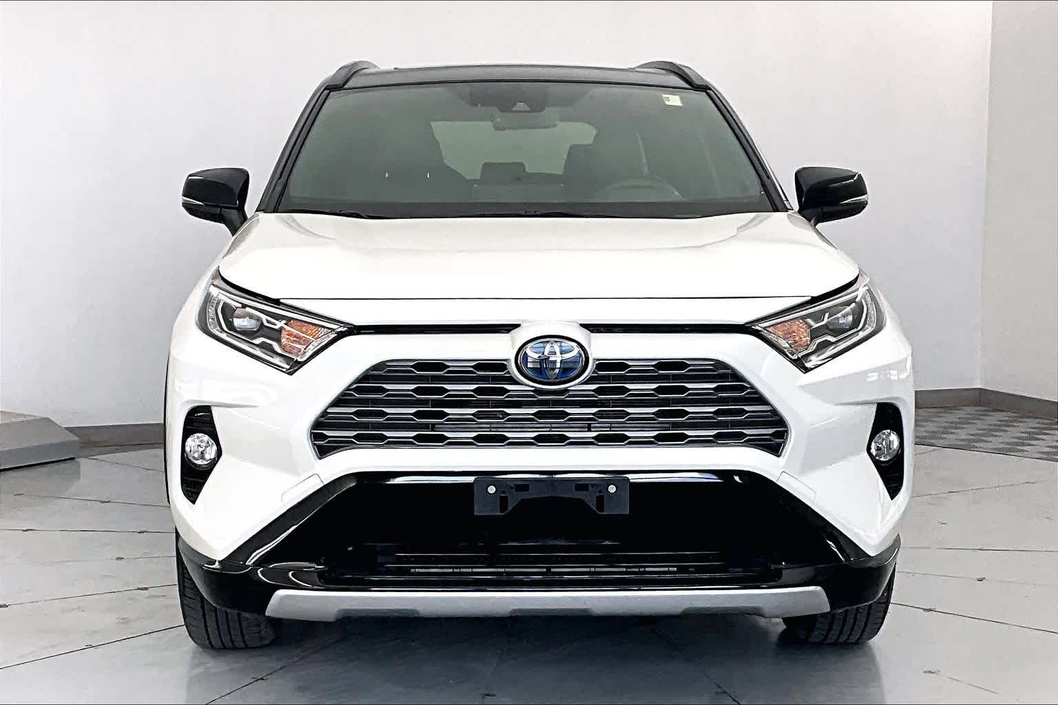 Thumbnail: 2019 Toyota RAV4 - 6