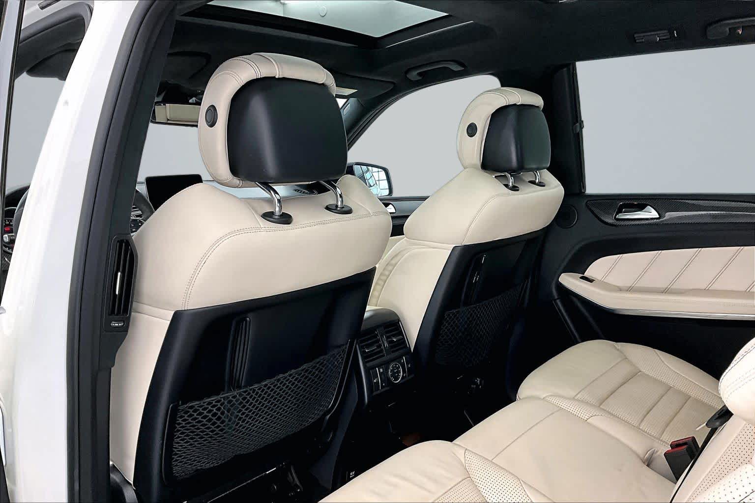 Thumbnail: 2017 Mercedes-Benz GL-Class - 12