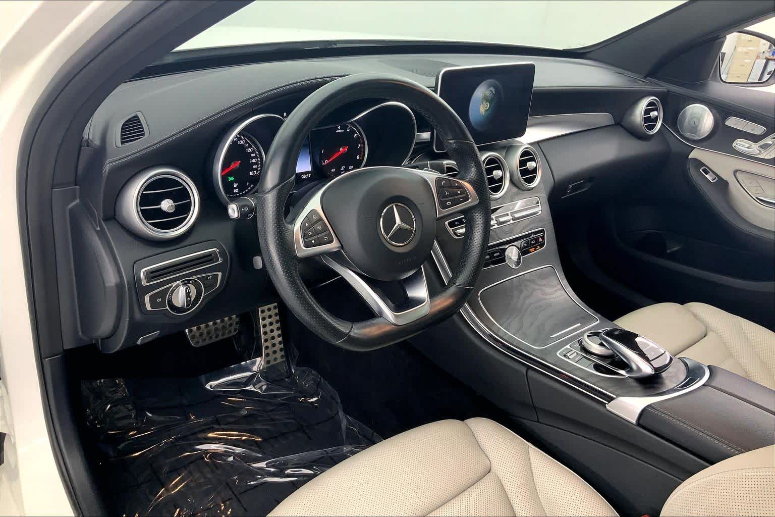 Thumbnail: 2015 Mercedes-Benz C-Class - 2