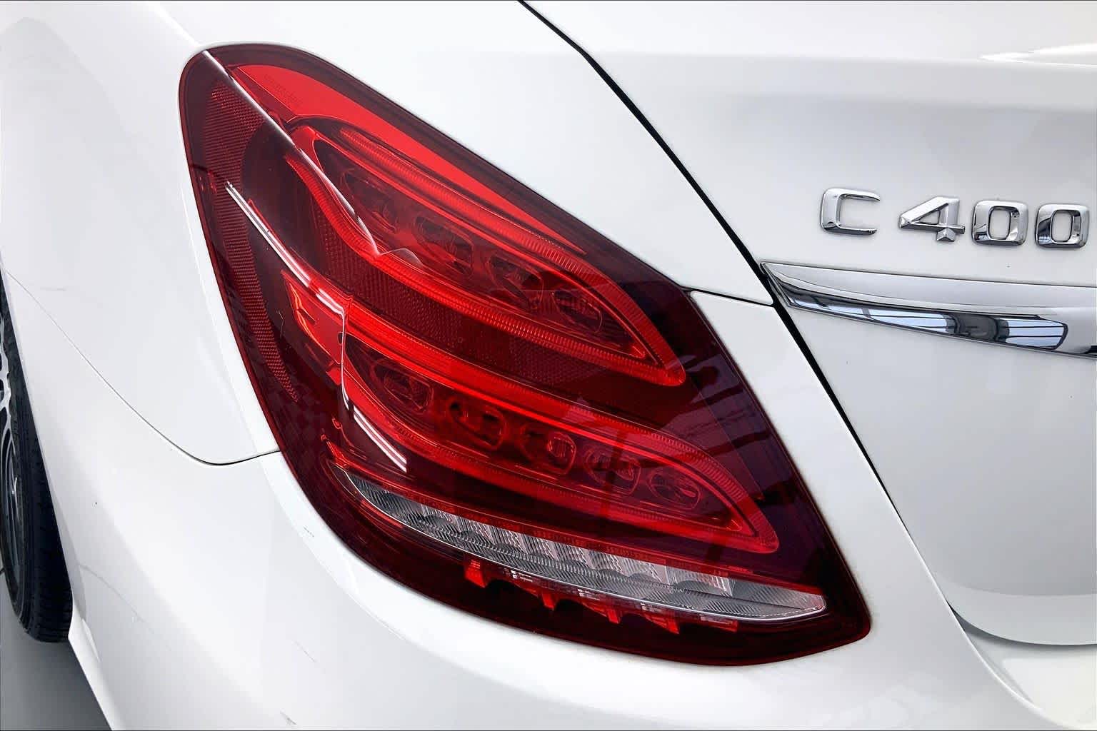 Thumbnail: 2015 Mercedes-Benz C-Class - 25
