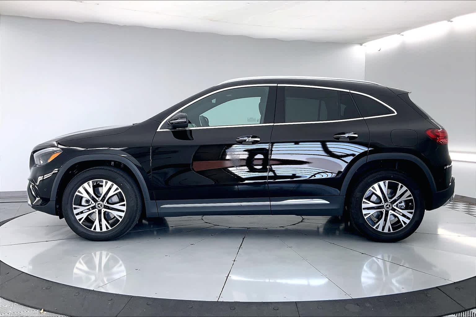 Thumbnail: 2025 Mercedes-Benz GLA - 3